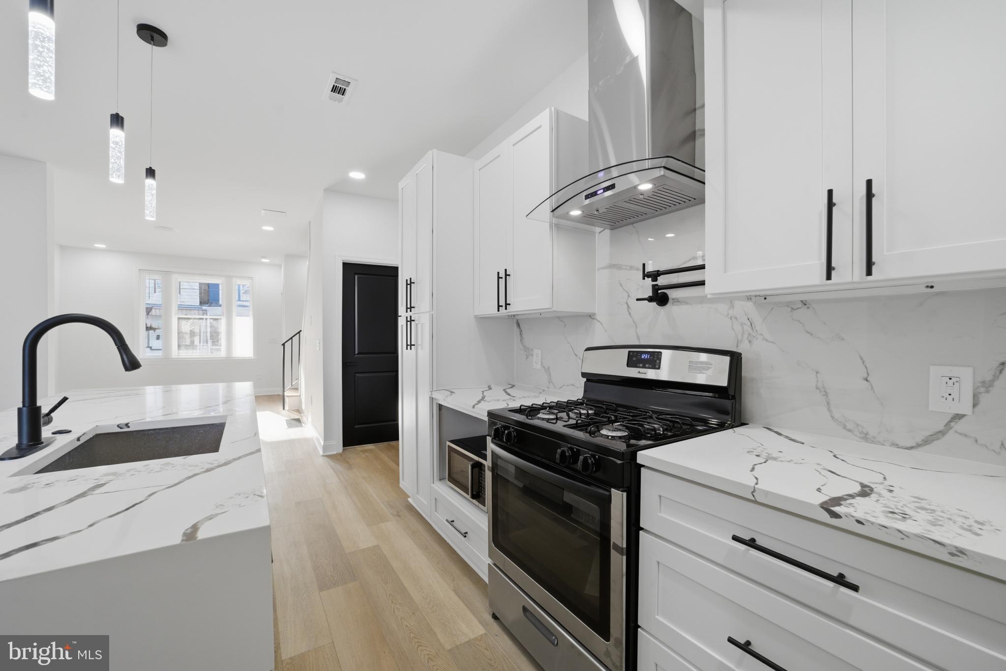 FRANKFORD - Residential