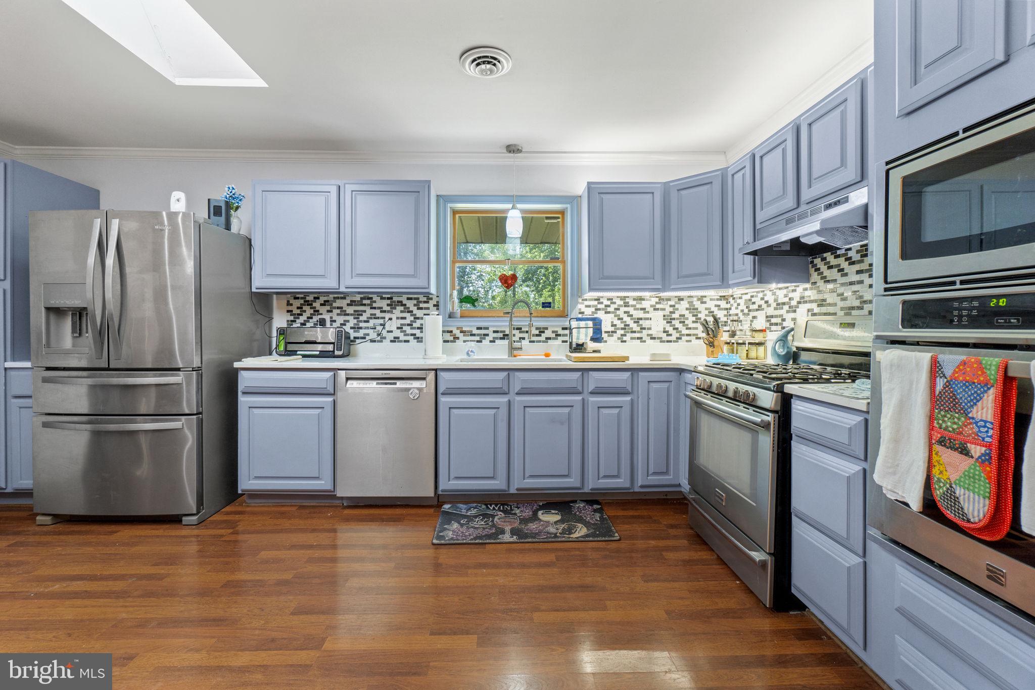 CAROLINE PINES - Residential