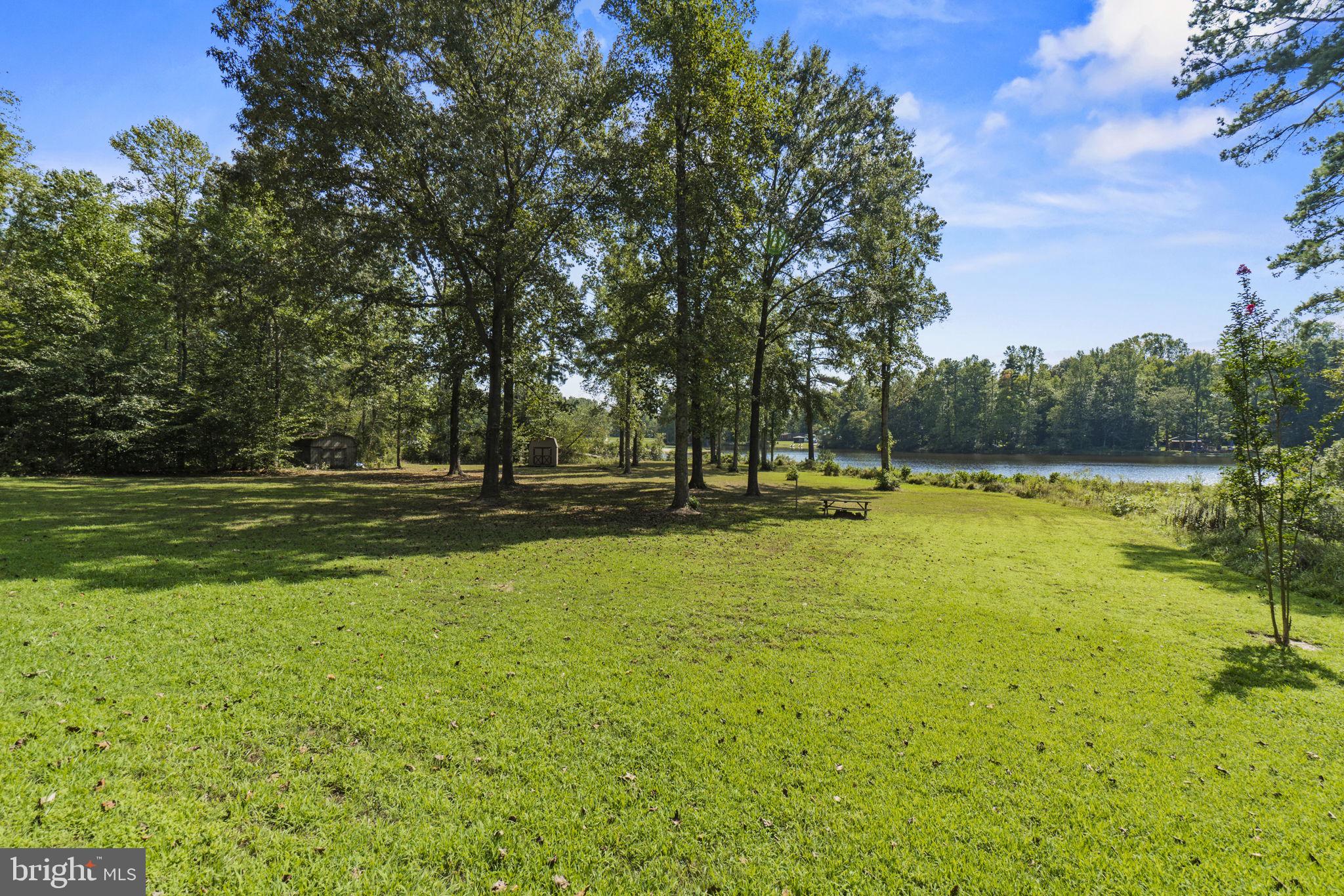 CAROLINE PINES - Residential