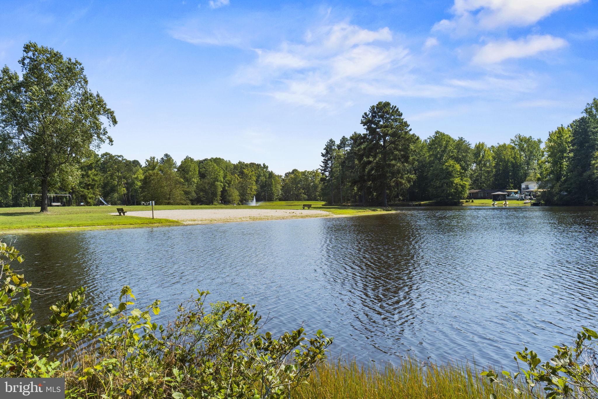 CAROLINE PINES - Residential