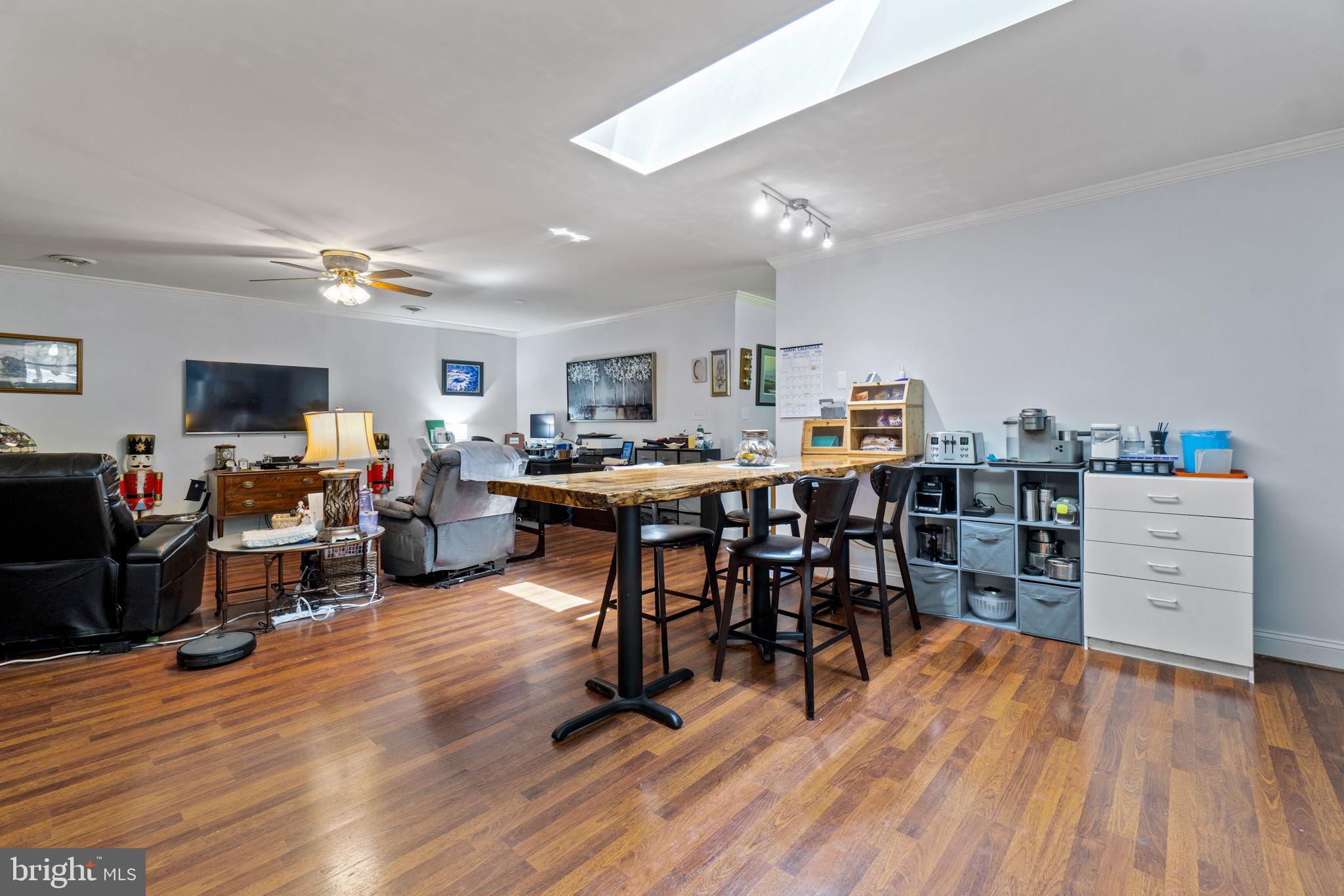 CAROLINE PINES - Residential