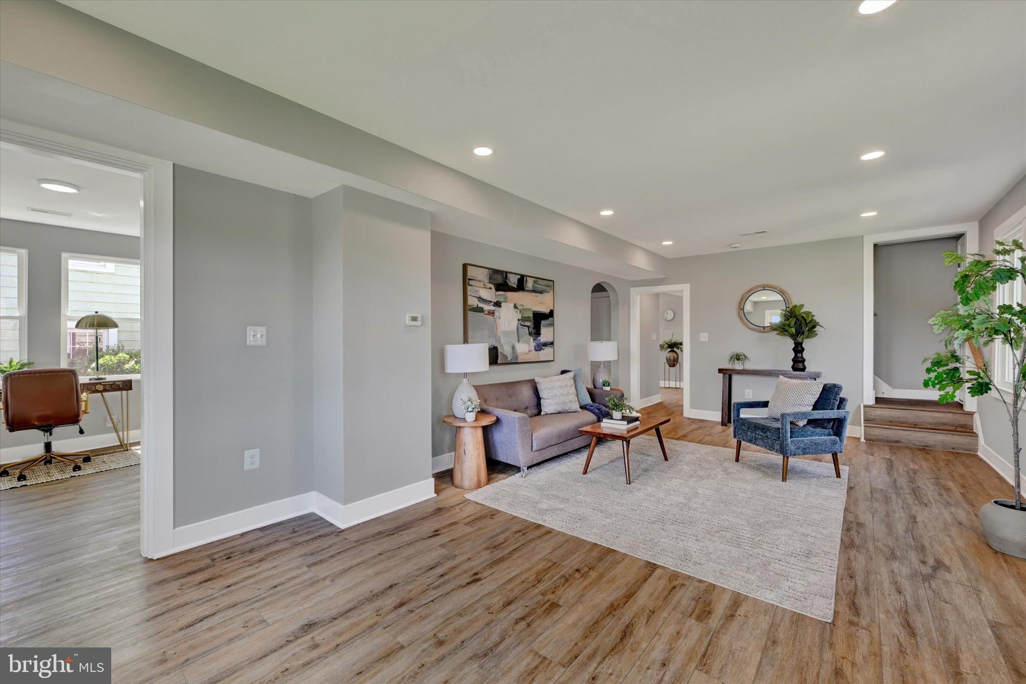 KENSINGTON - Residential