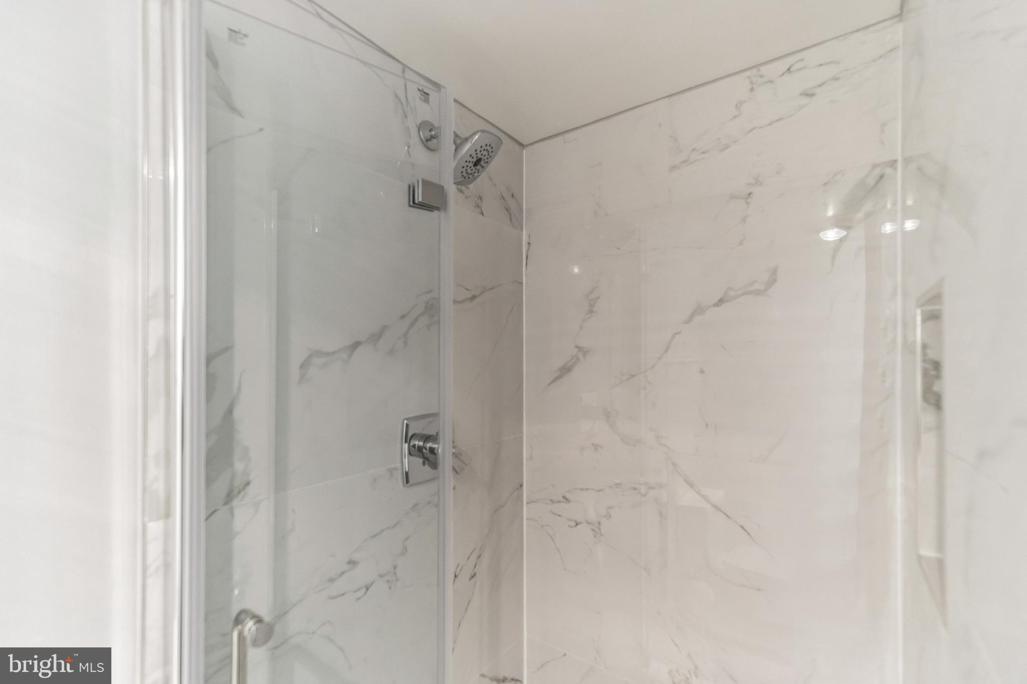 ALTA VISTA - Residential Lease