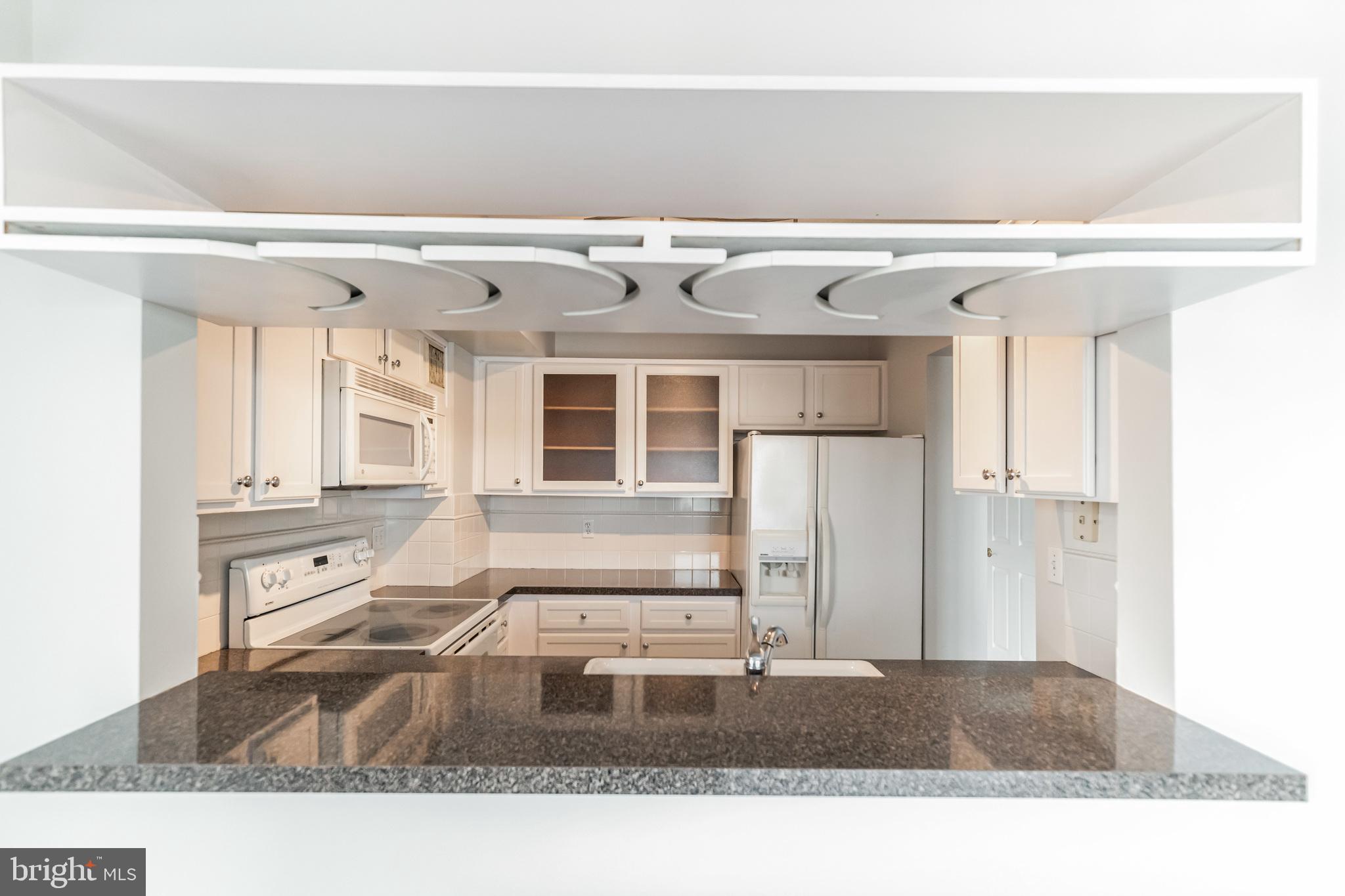 ALTA VISTA - Residential Lease