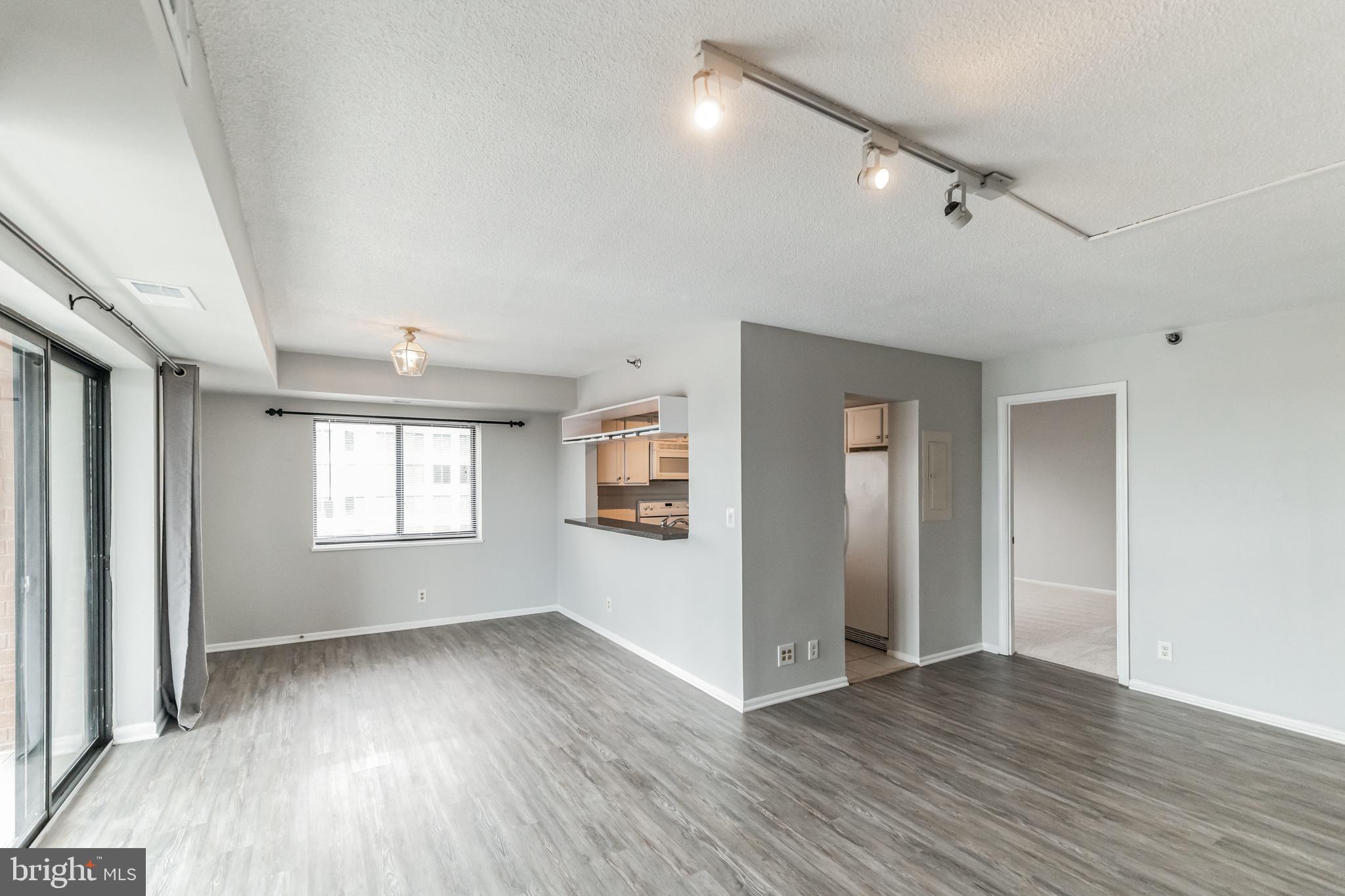 ALTA VISTA - Residential Lease