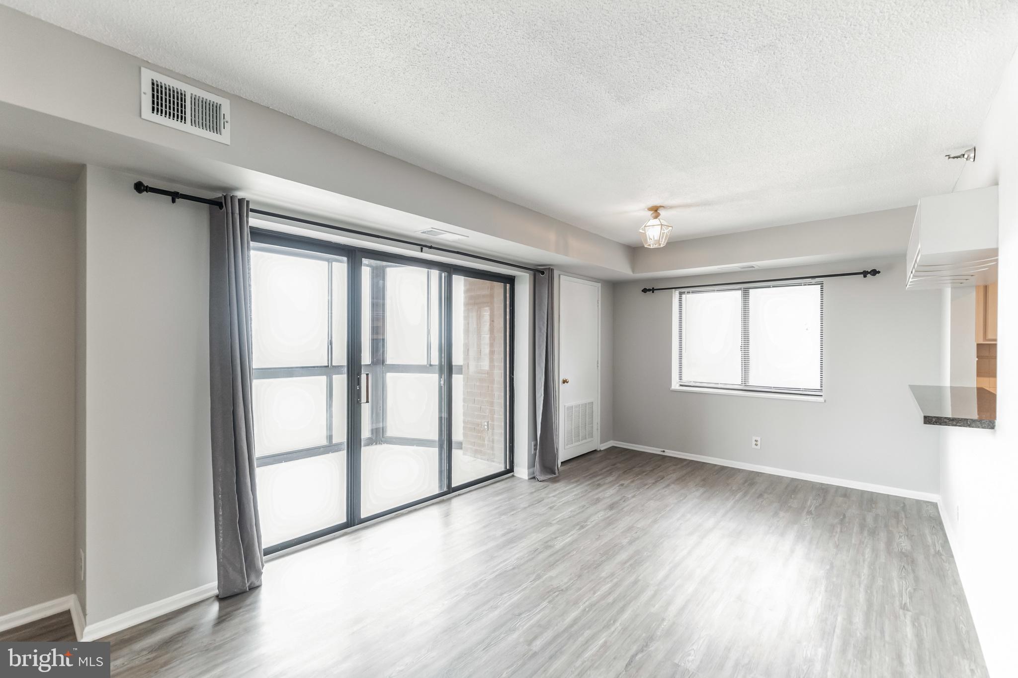 ALTA VISTA - Residential Lease