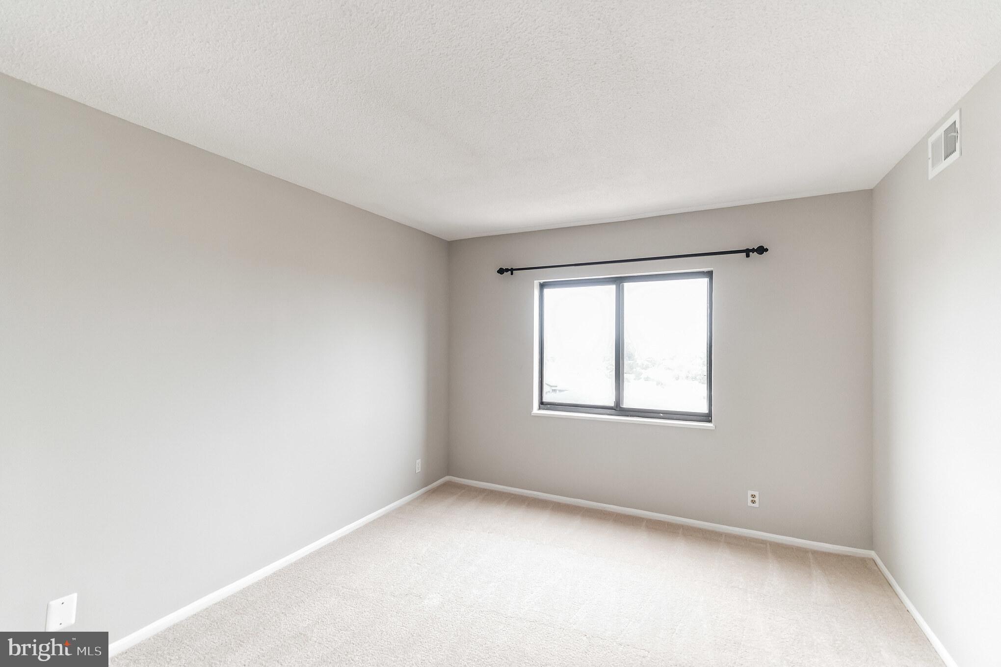 ALTA VISTA - Residential Lease