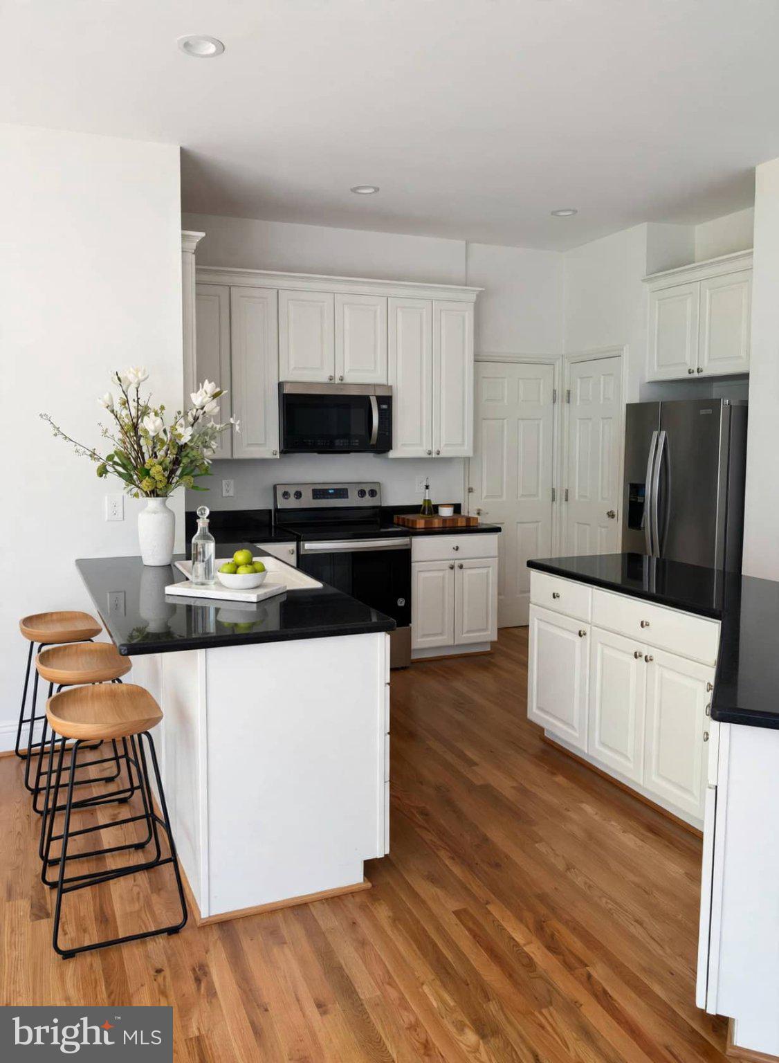 10111 MINDY COURT