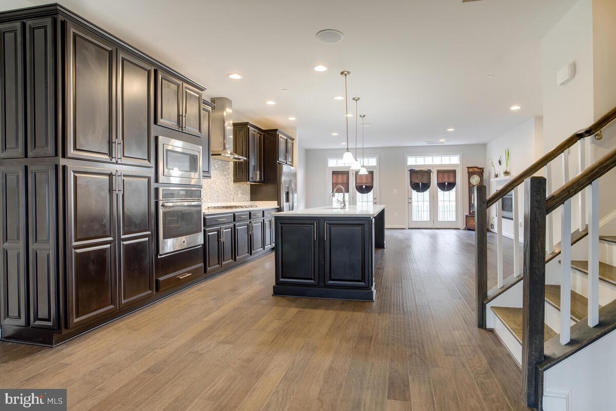 PARKSIDE - Residential Lease