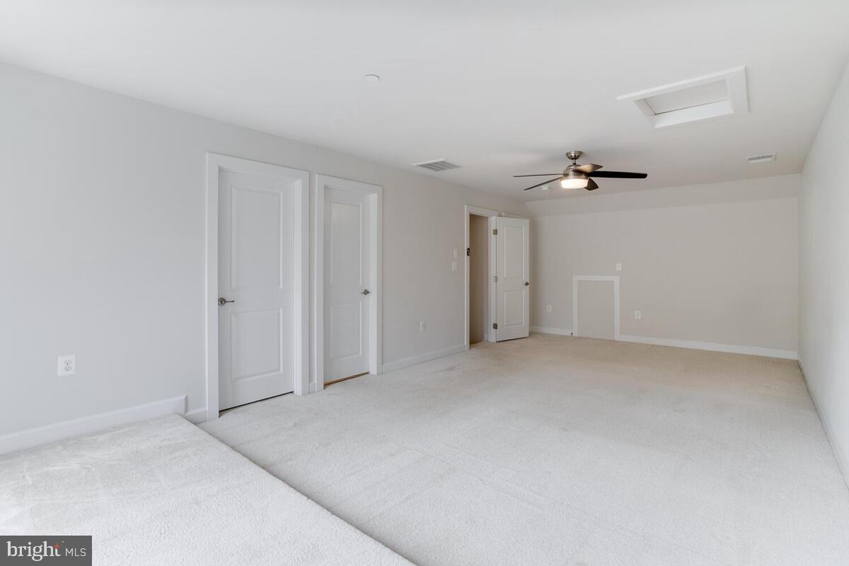 PARKSIDE - Residential Lease