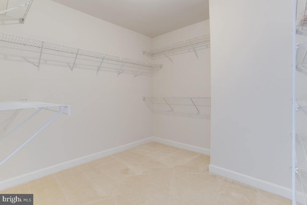 PARKSIDE - Residential Lease