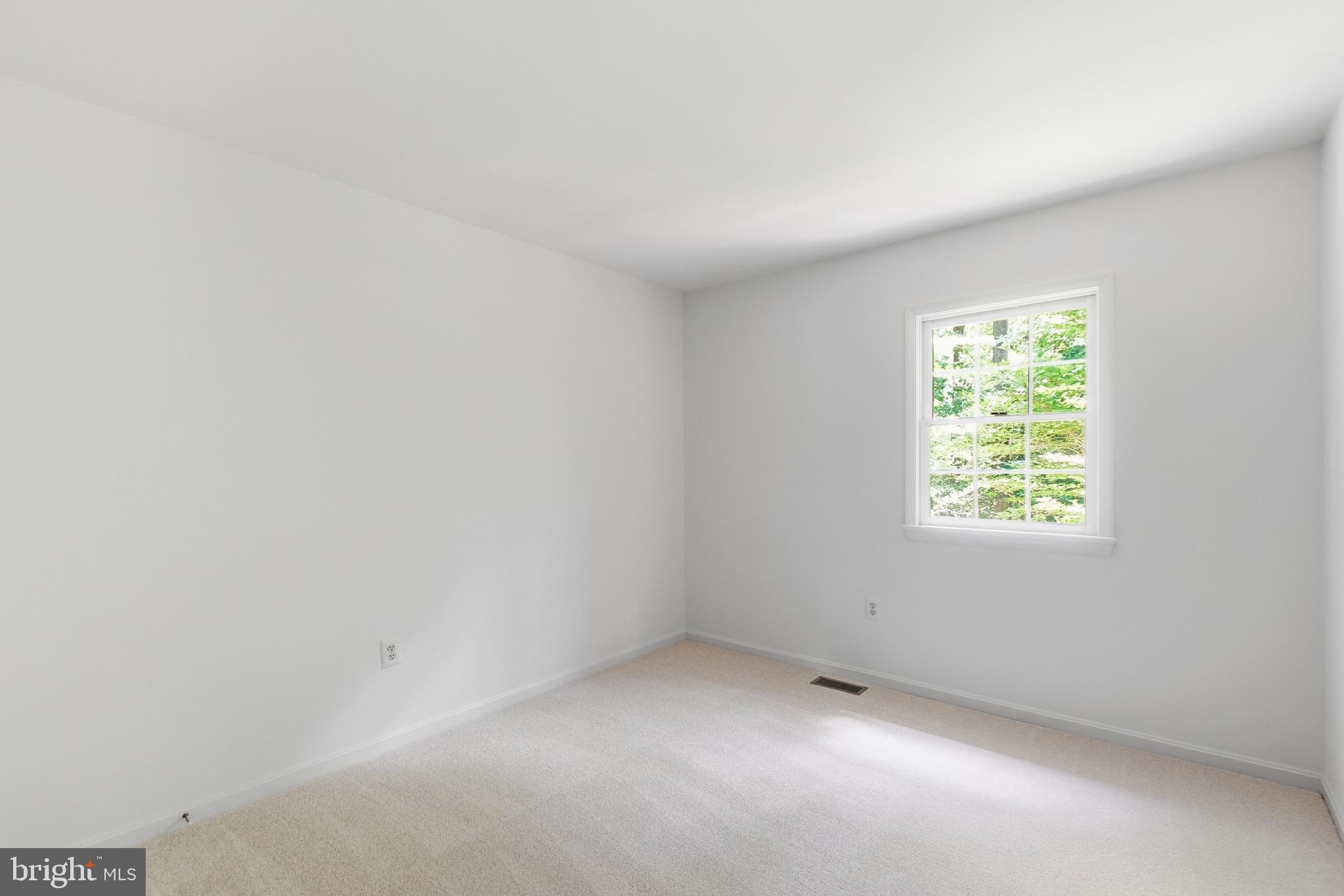 FAIRFAX STATION - Residential