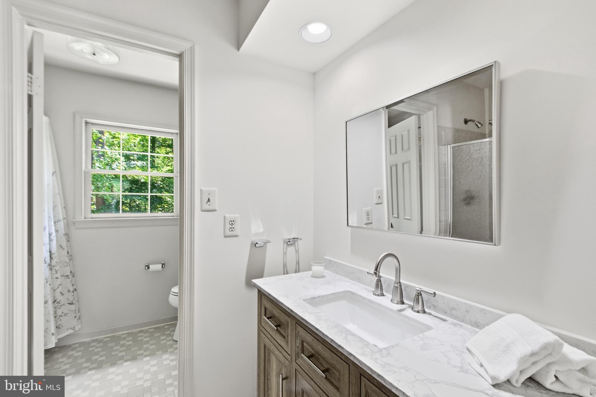 FAIRFAX STATION - Residential
