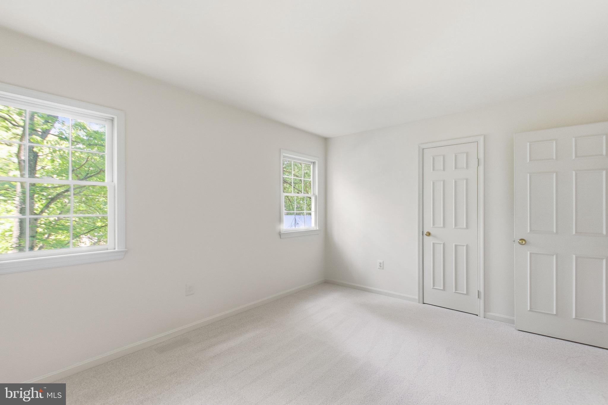 FAIRFAX STATION - Residential