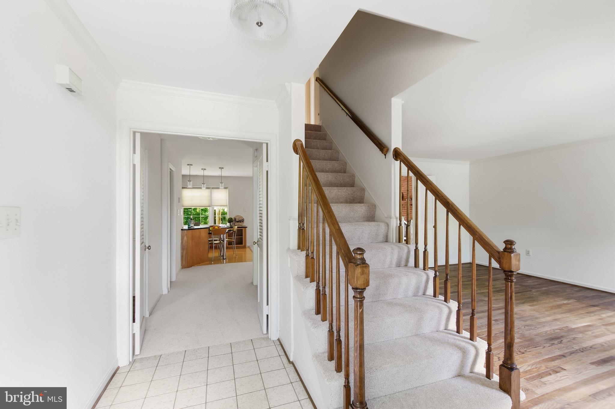 FAIRFAX STATION - Residential