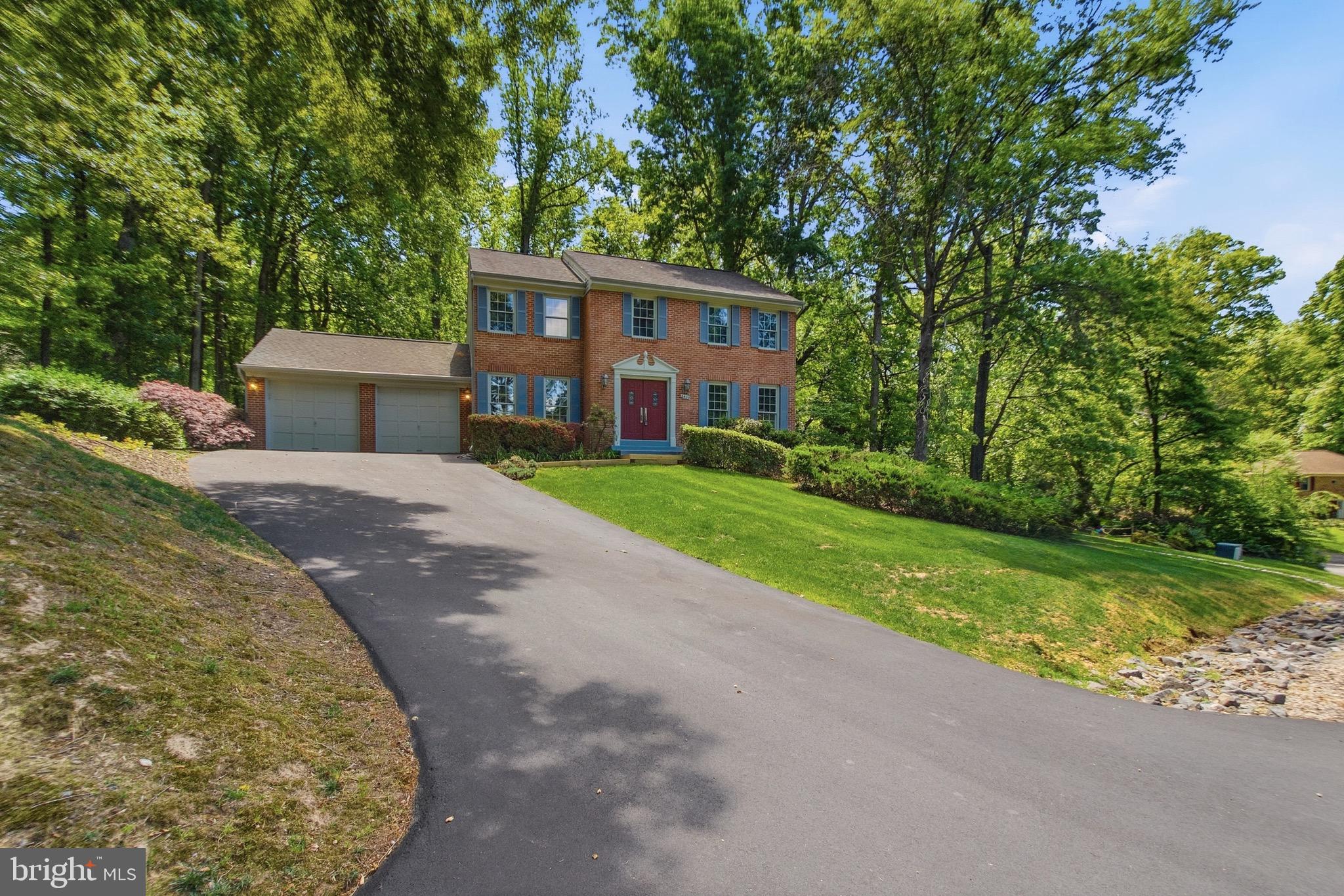 FAIRFAX STATION - Residential