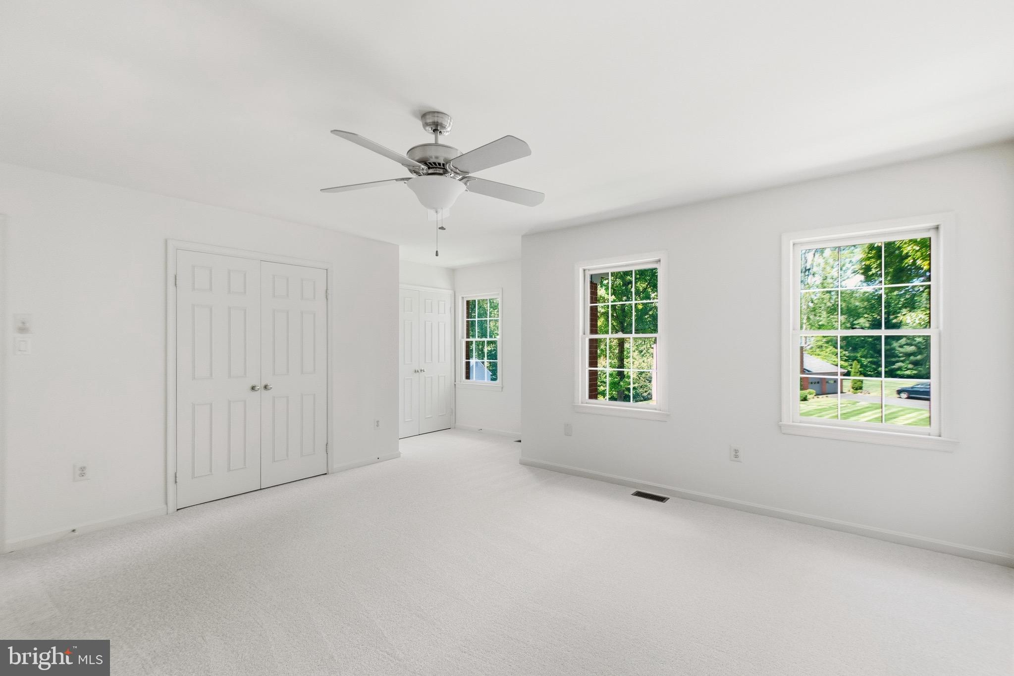 FAIRFAX STATION - Residential