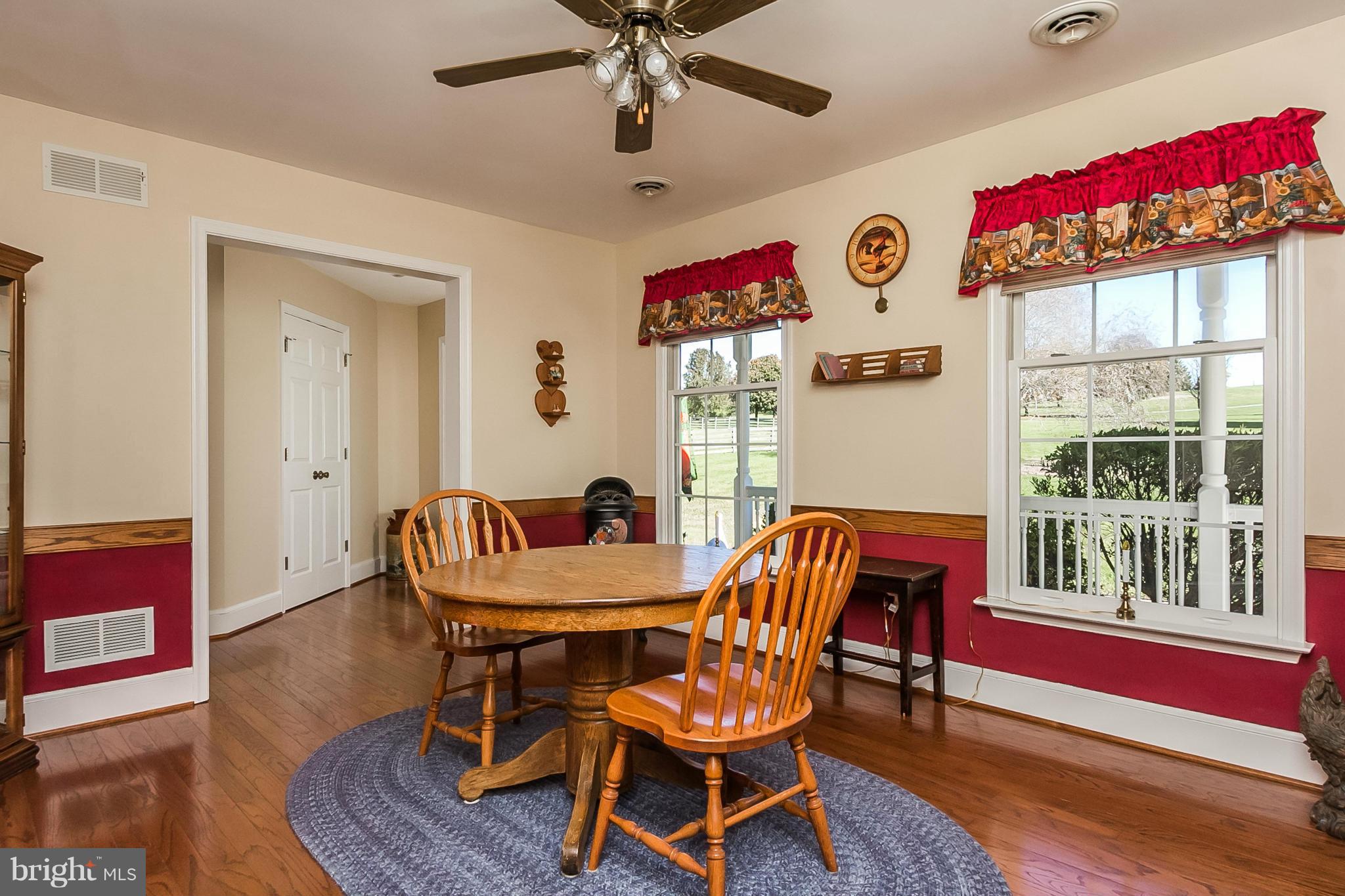 ROCKLAND ESTATES - Residential