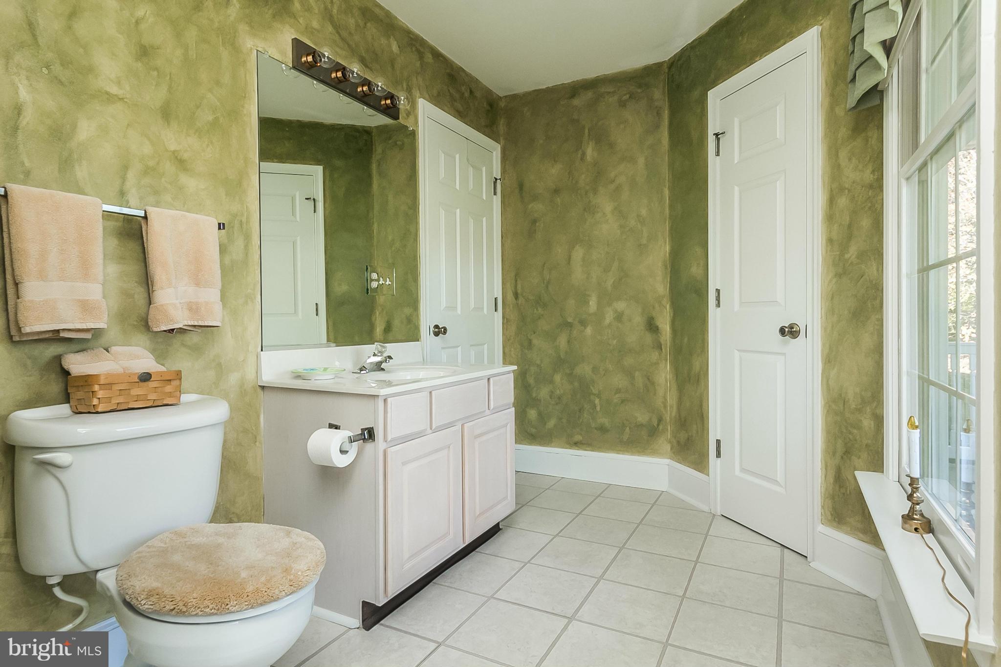 ROCKLAND ESTATES - Residential