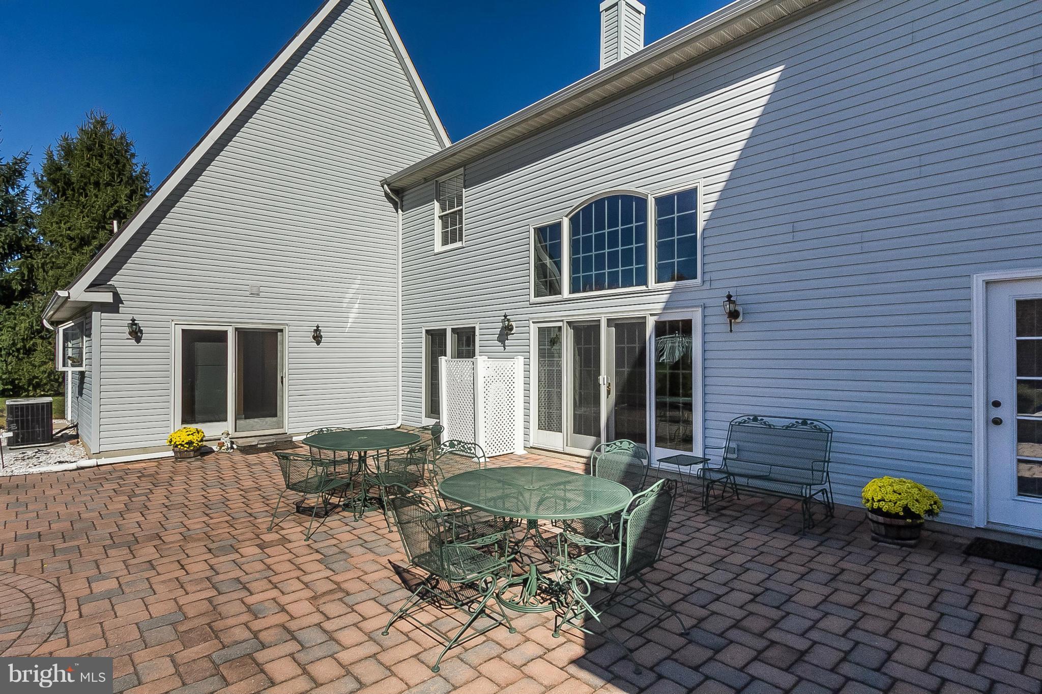 ROCKLAND ESTATES - Residential