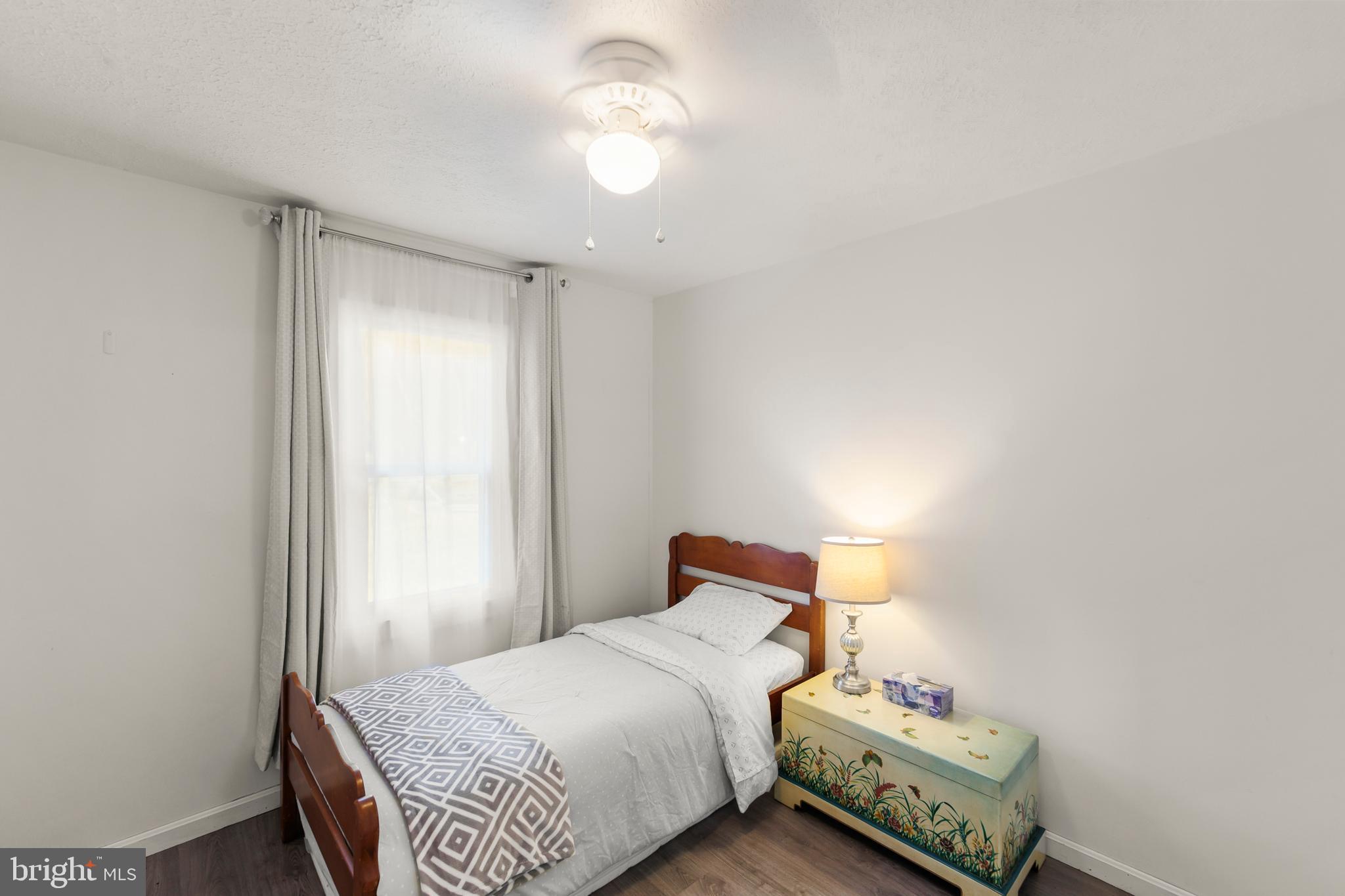 WHITSONS POINT - Residential