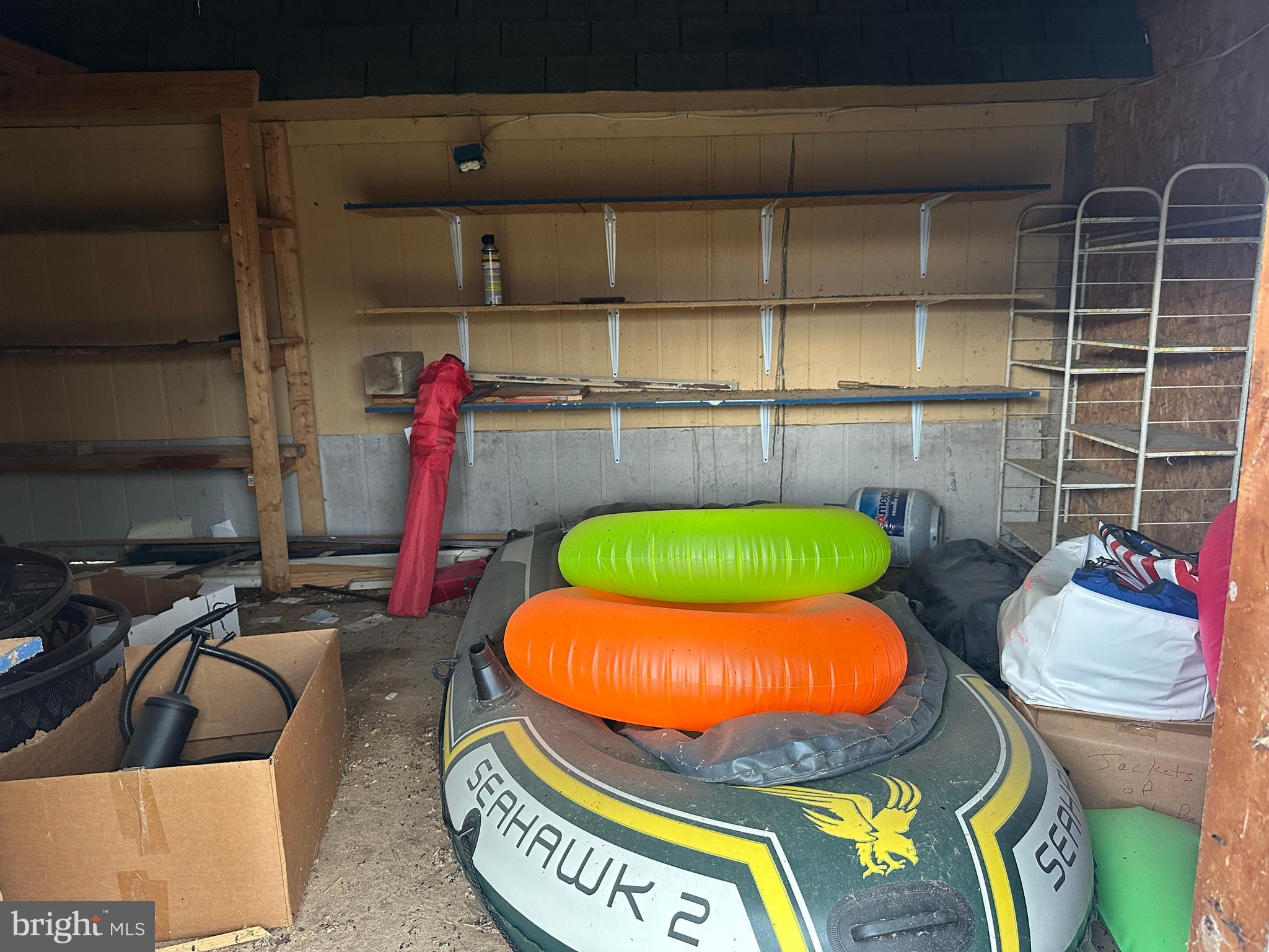 WHITSONS POINT - Residential