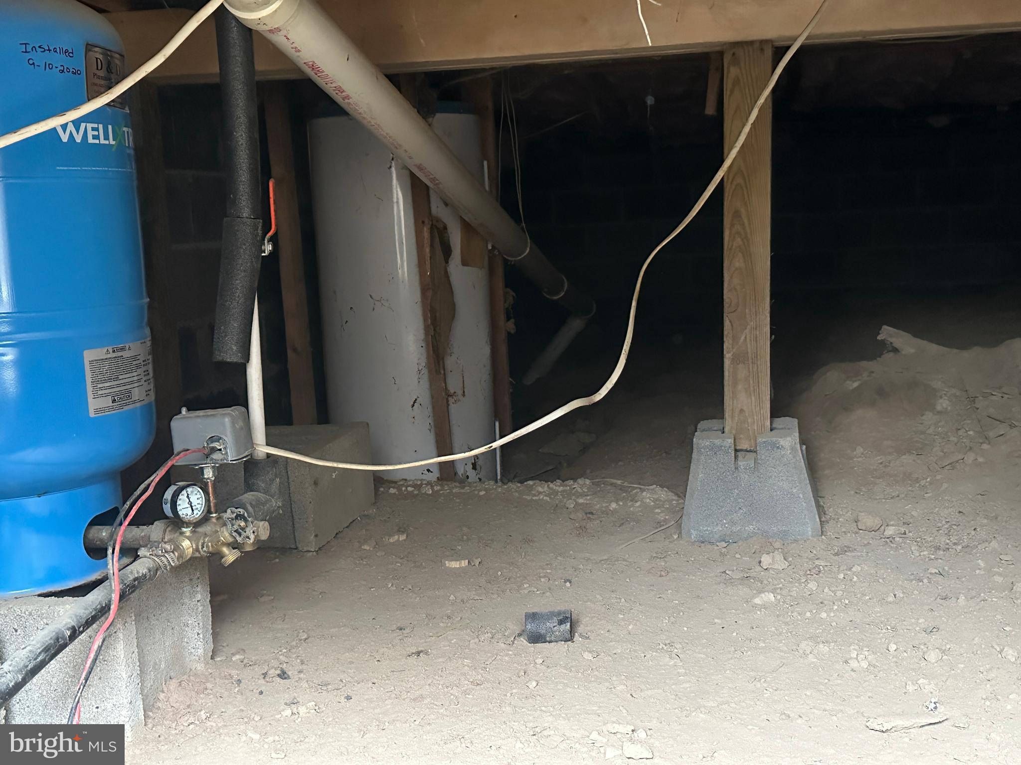 WHITSONS POINT - Residential