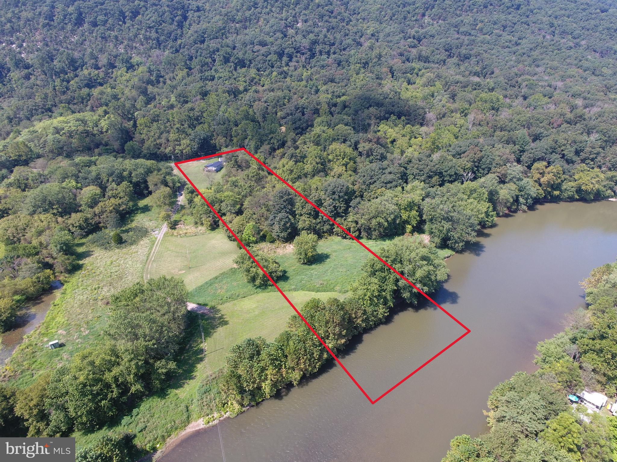 WHITSONS POINT - Residential