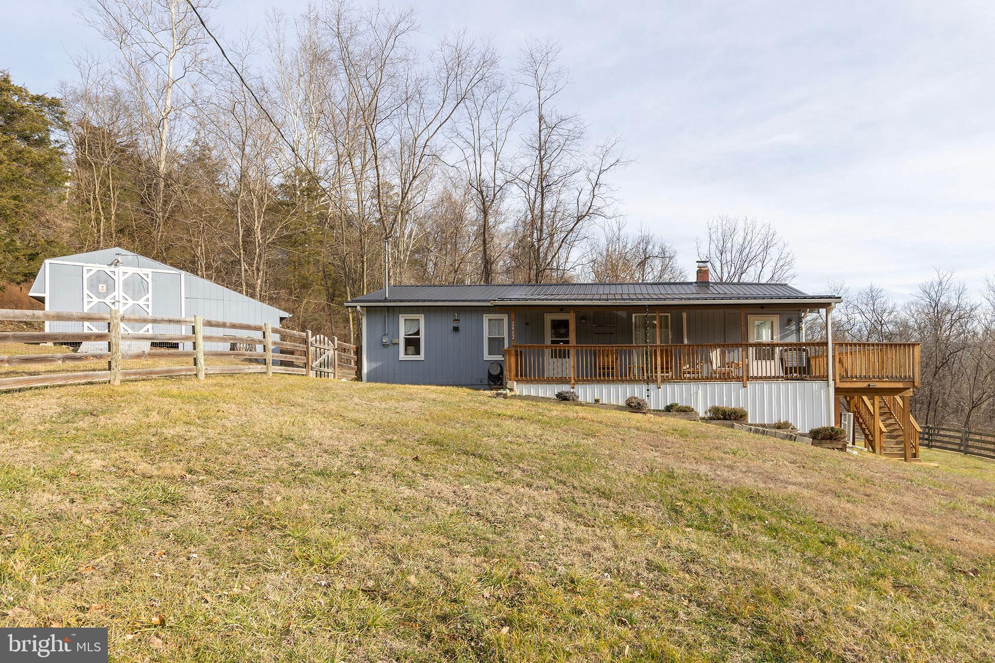 WHITSONS POINT - Residential