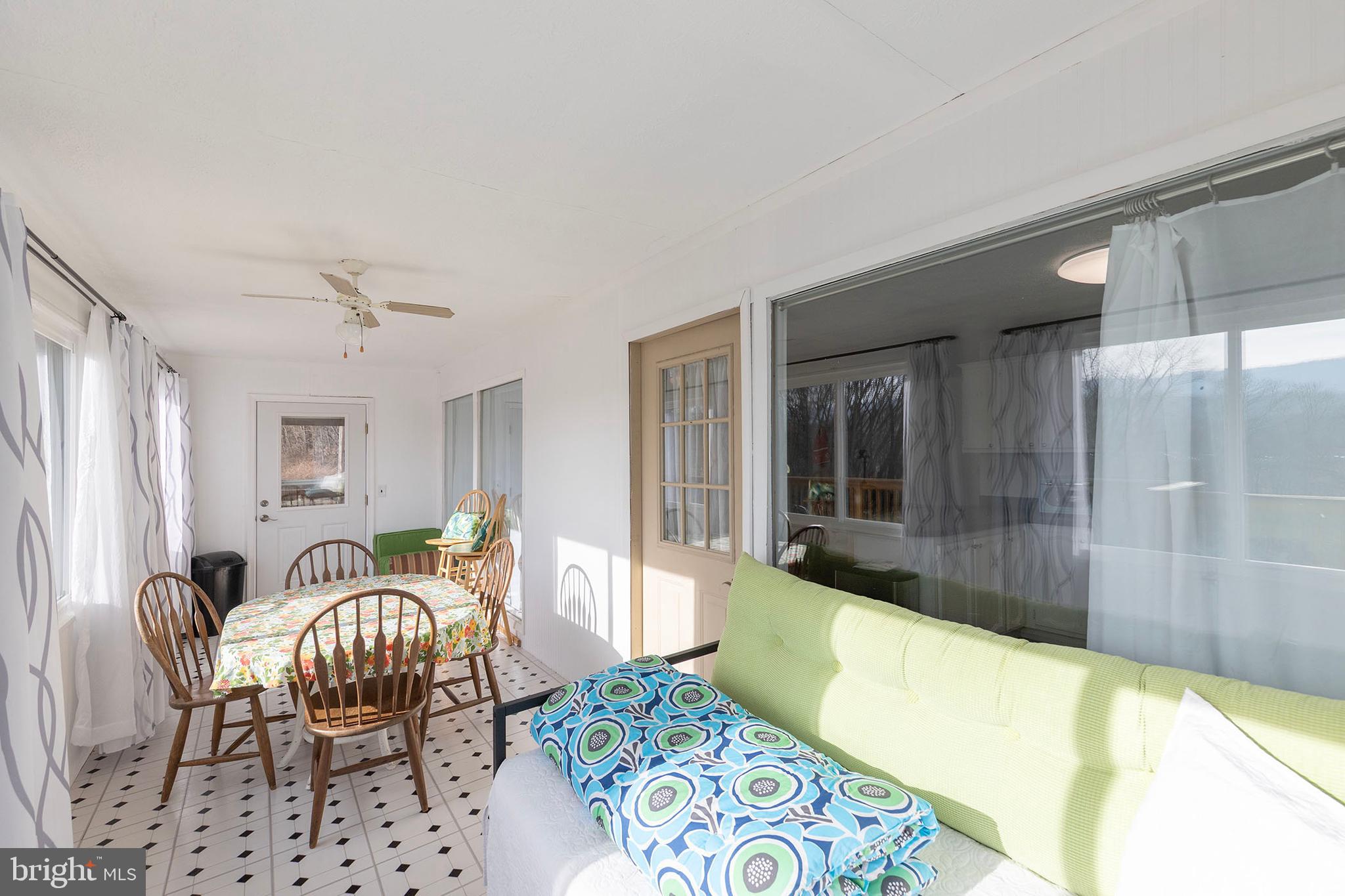 WHITSONS POINT - Residential