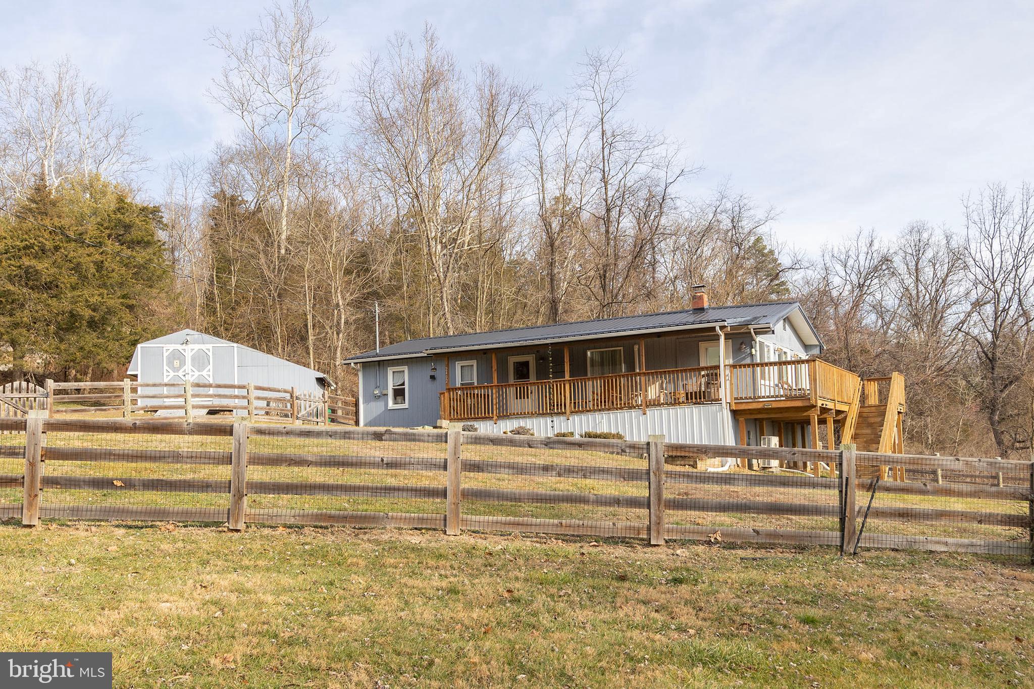 WHITSONS POINT - Residential