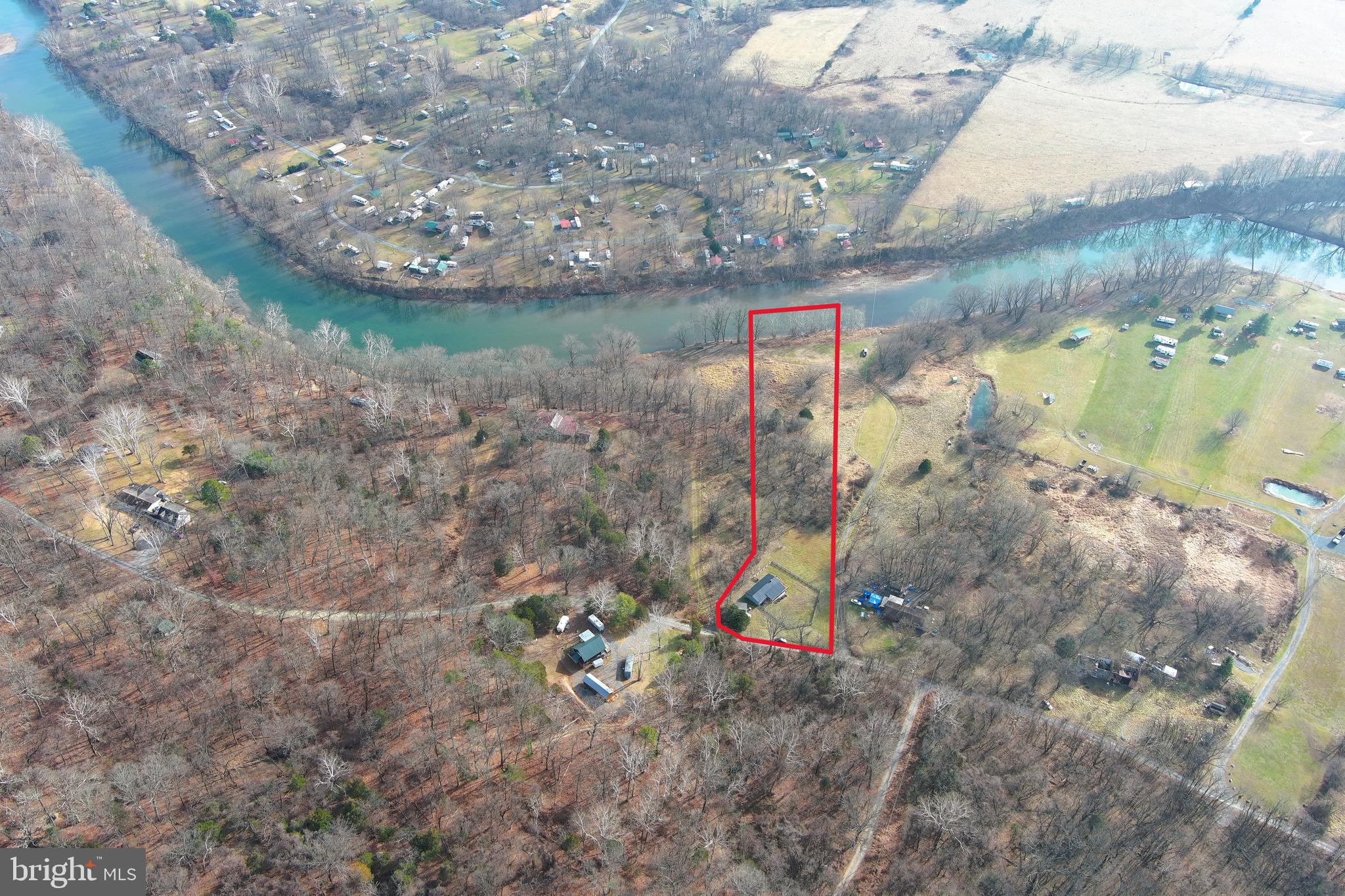 WHITSONS POINT - Residential