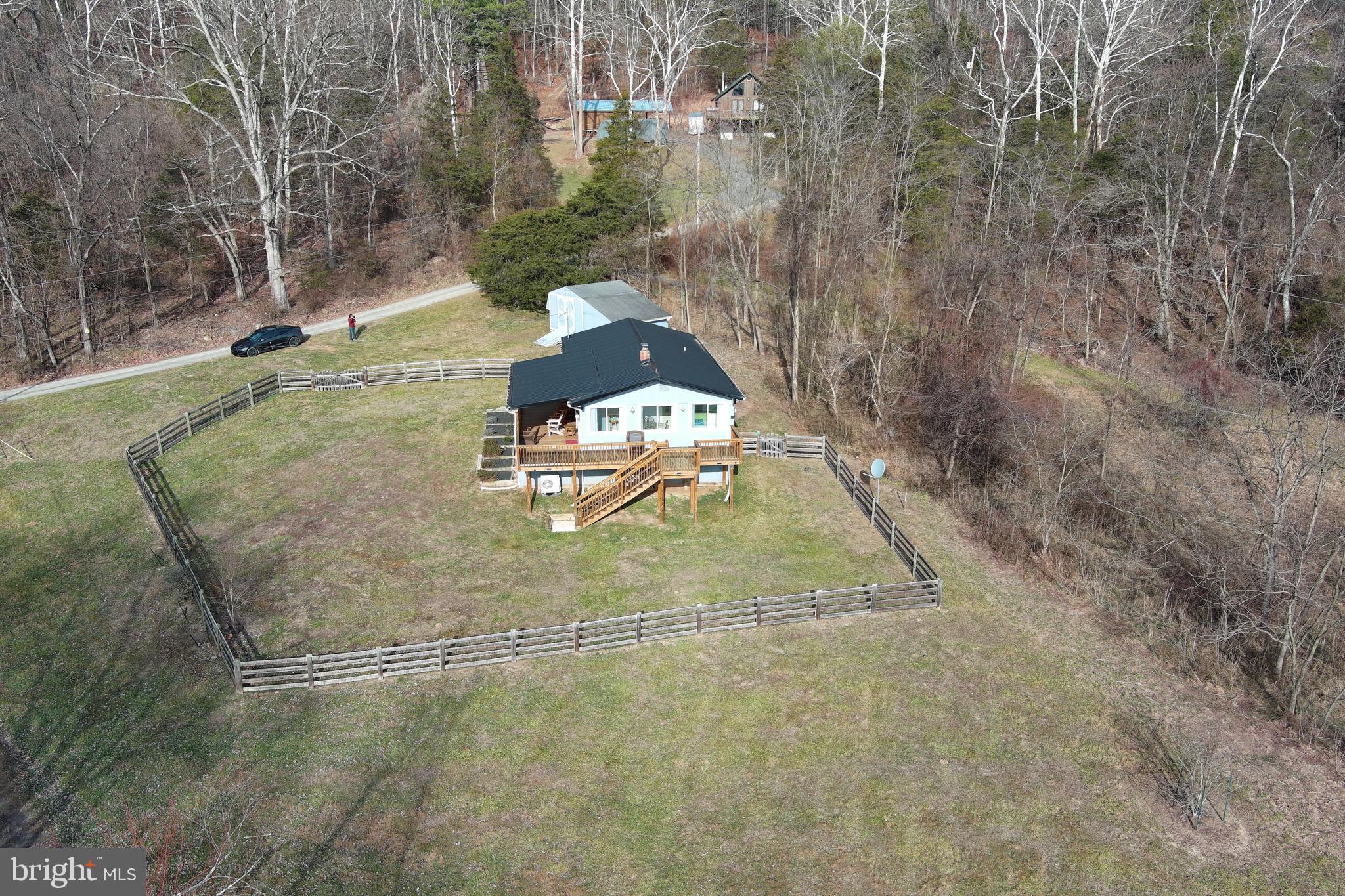 WHITSONS POINT - Residential