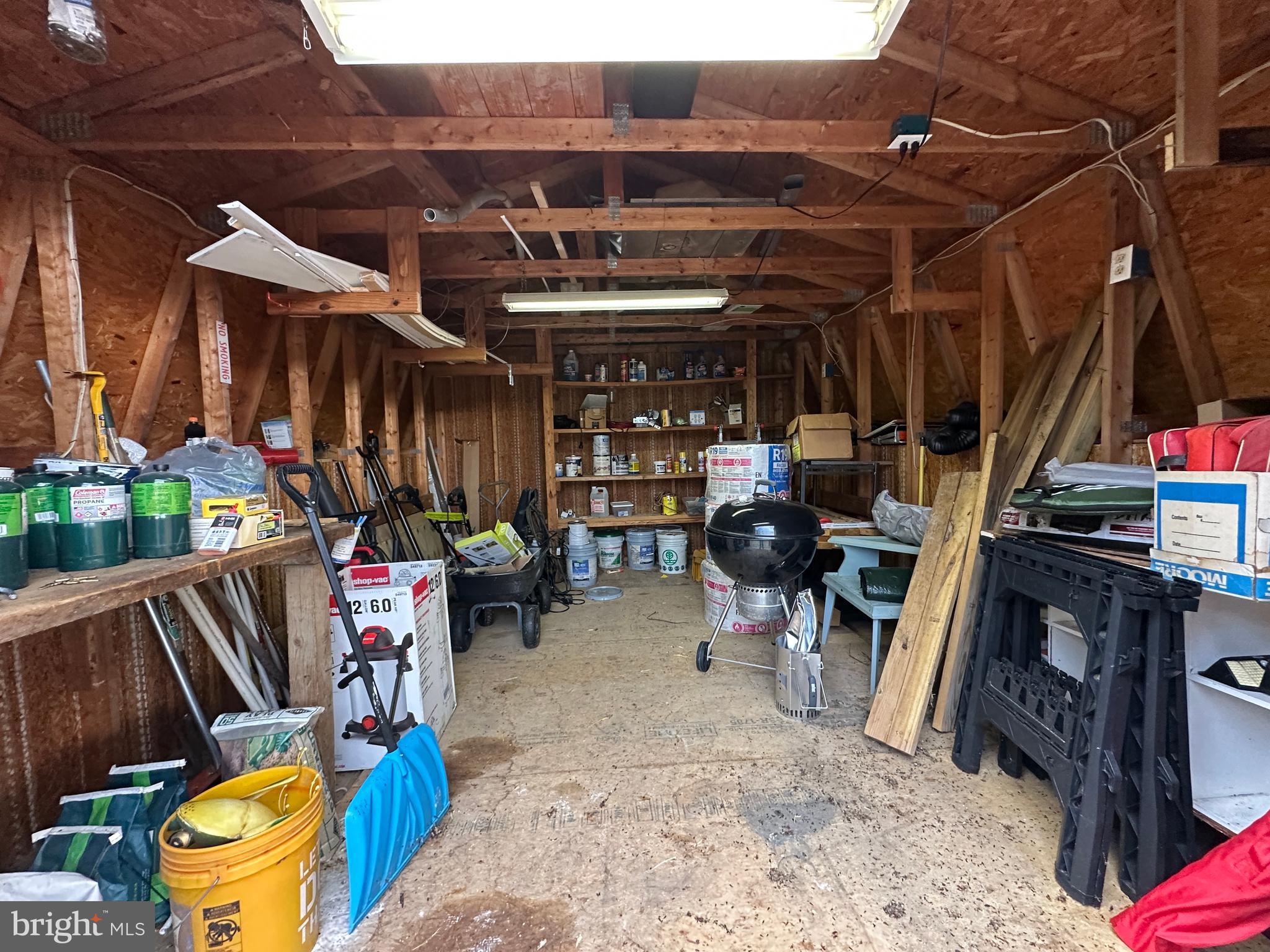 WHITSONS POINT - Residential