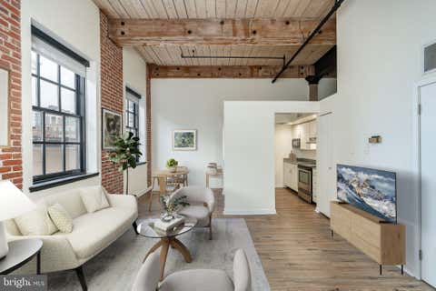Photo of 303 Vine Street #404, PHILADELPHIA, PA 19106 (MLS # PAPH2660036)