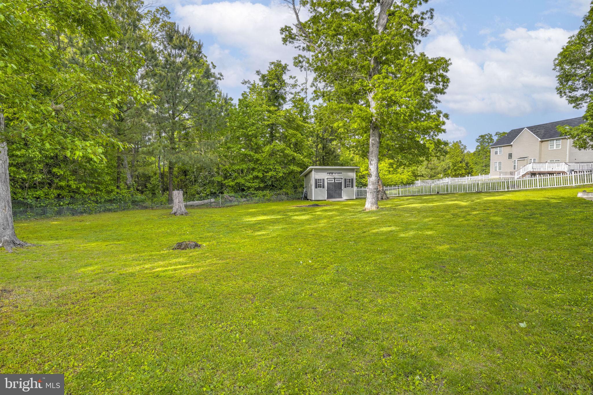BAREFOOT ACRES - Residential