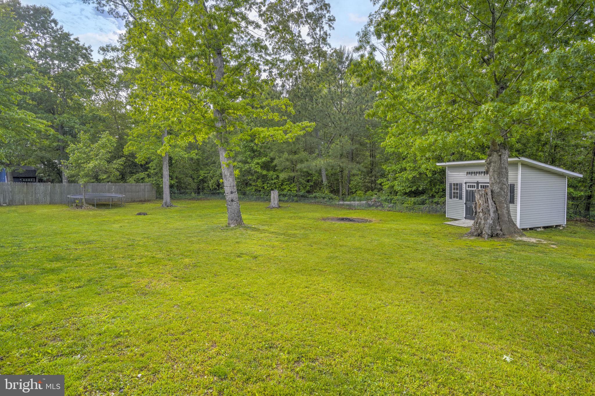 BAREFOOT ACRES - Residential