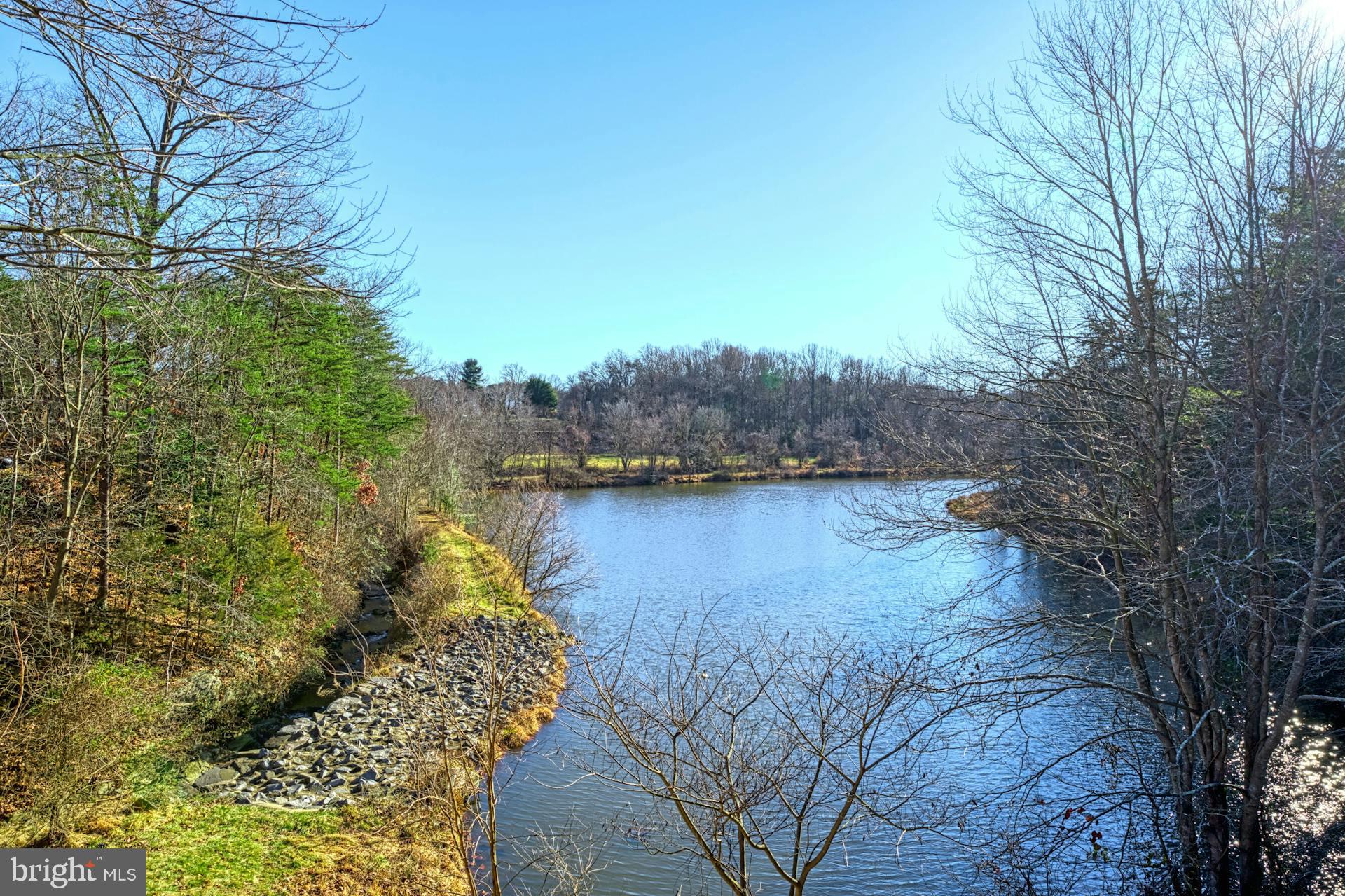 TIMBERLAKE ESTATES - Residential