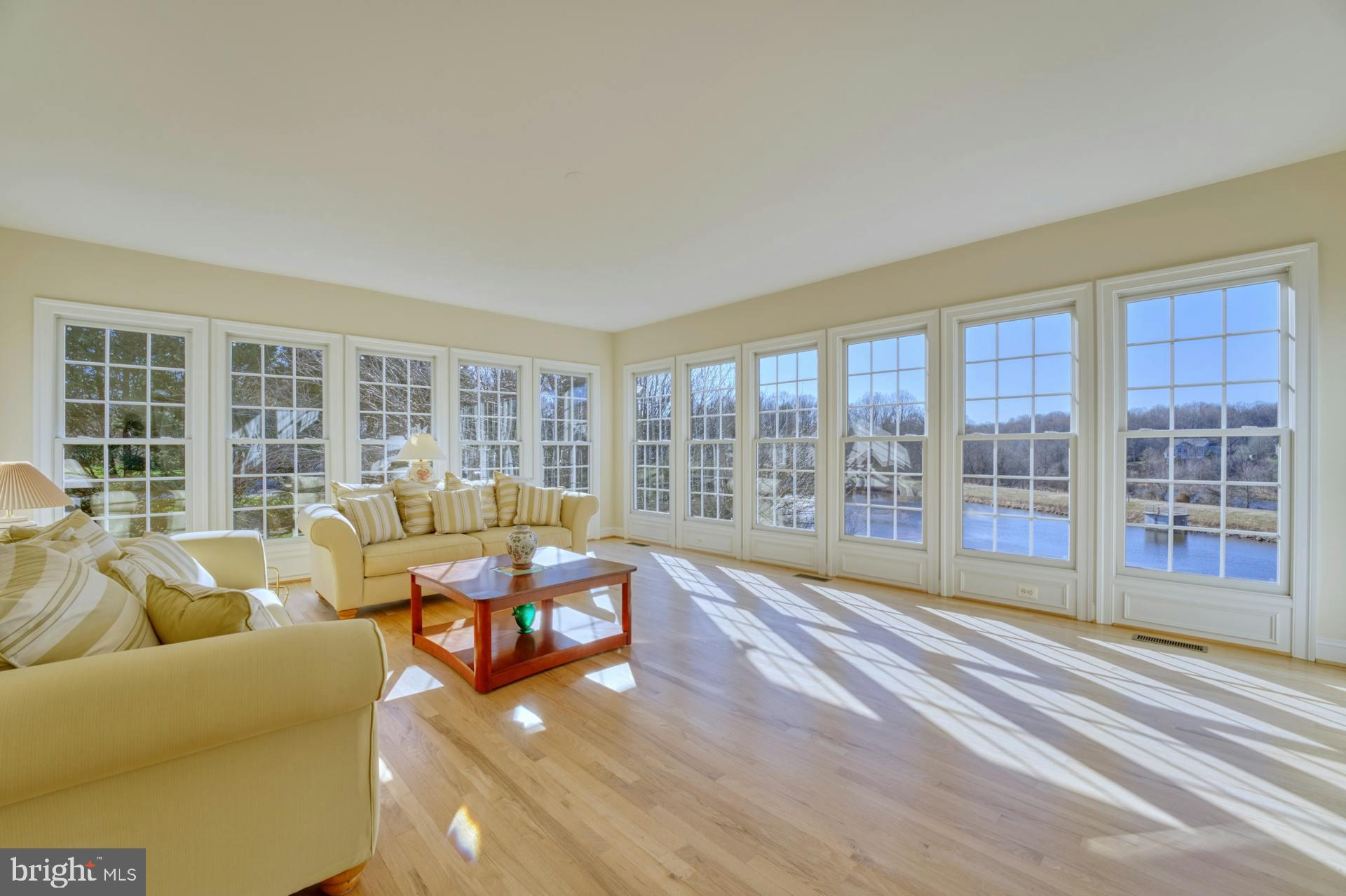 TIMBERLAKE ESTATES - Residential