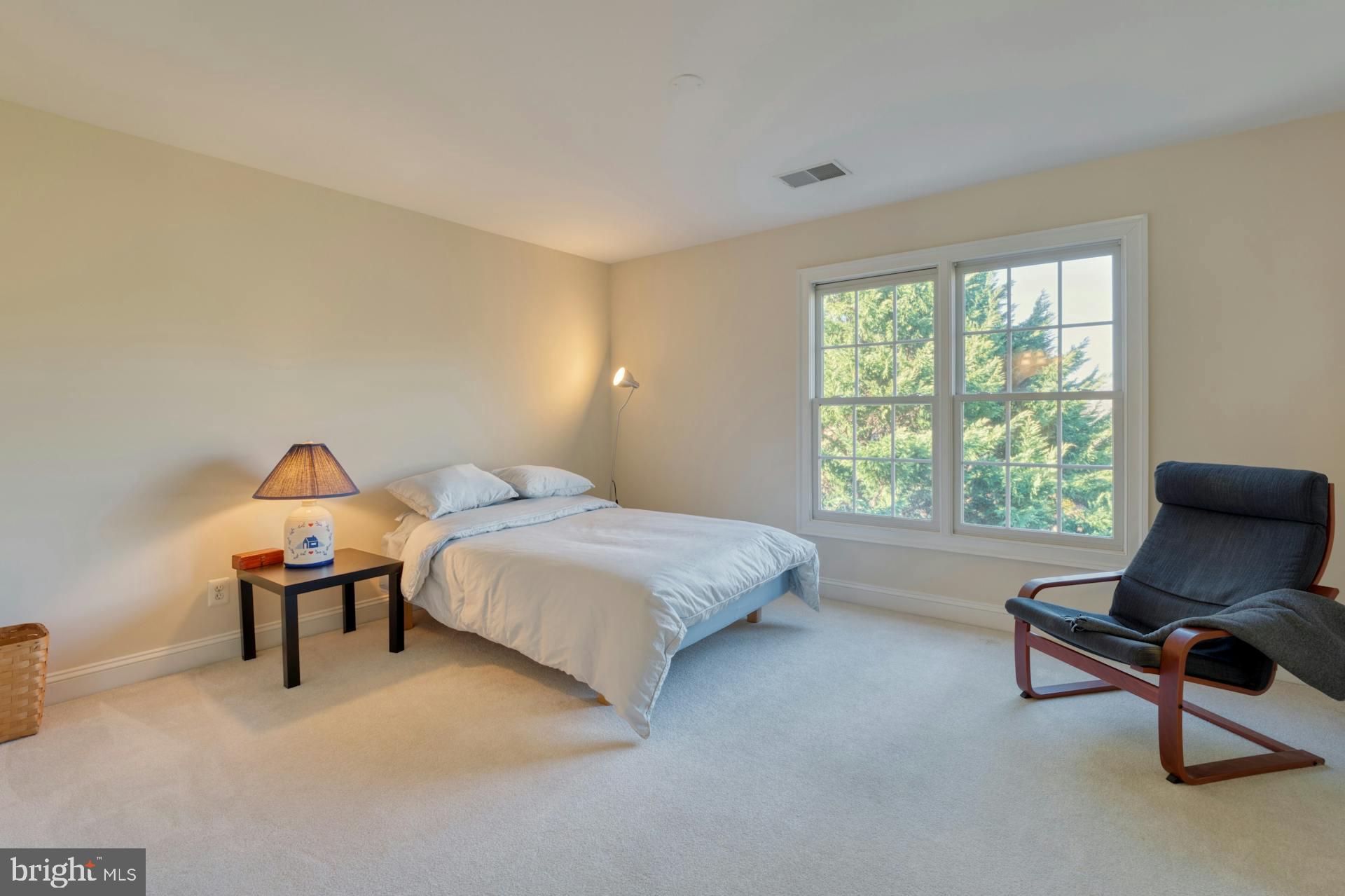 TIMBERLAKE ESTATES - Residential