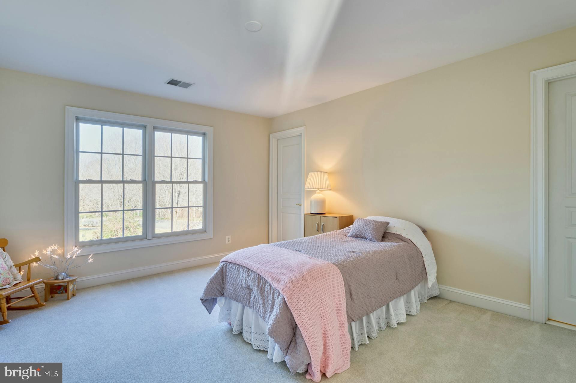 TIMBERLAKE ESTATES - Residential