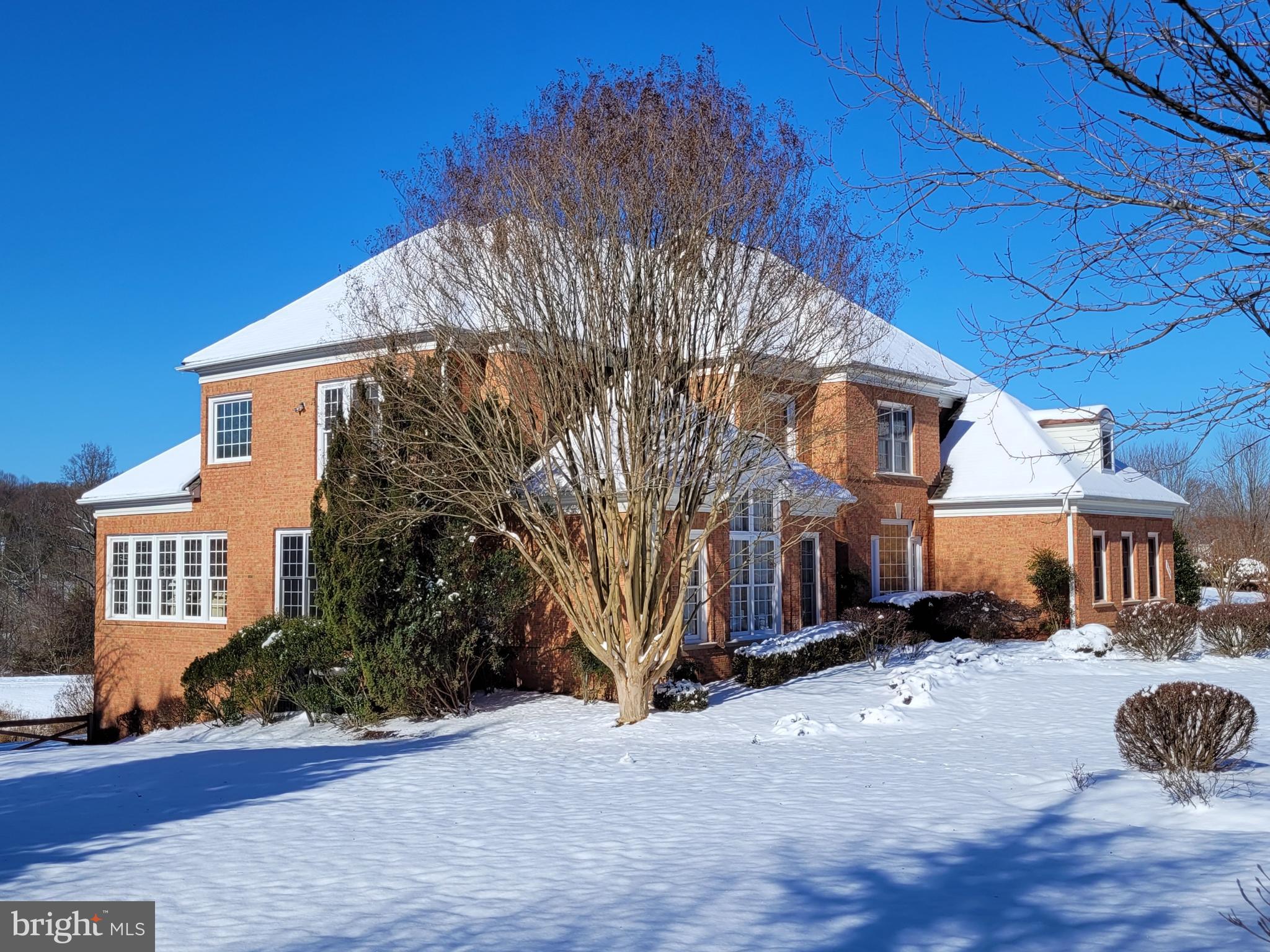 TIMBERLAKE ESTATES - Residential