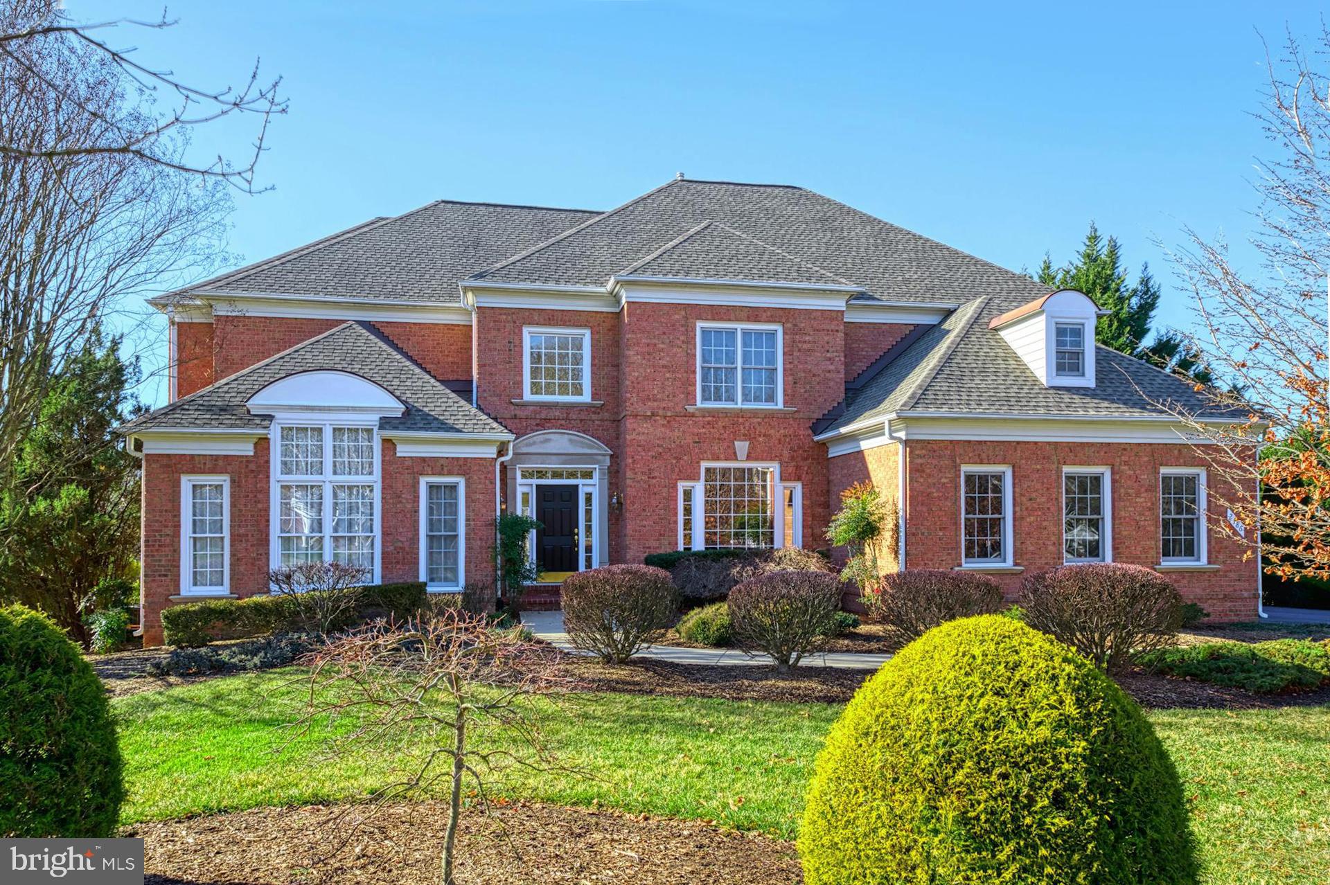 TIMBERLAKE ESTATES - Residential