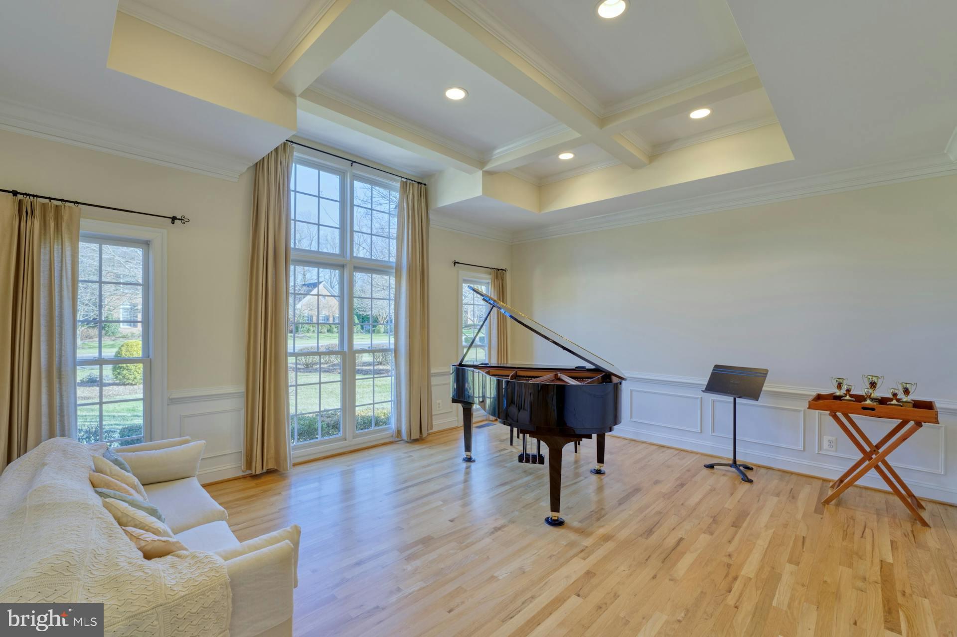 TIMBERLAKE ESTATES - Residential