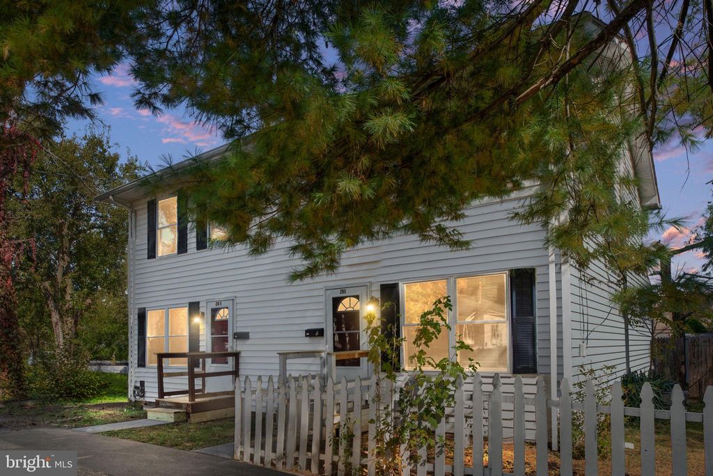 Photo of 26 - A Jackson Avenue, WINCHESTER, VA 22601 (MLS # VAWI2009270)