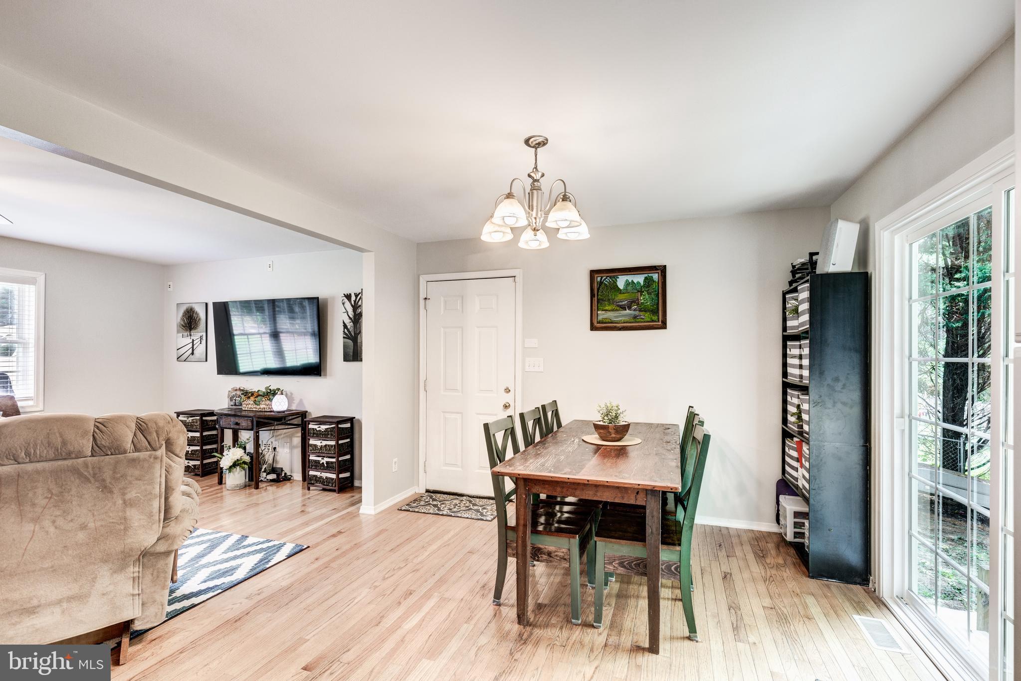 WHITE SANDS - Residential