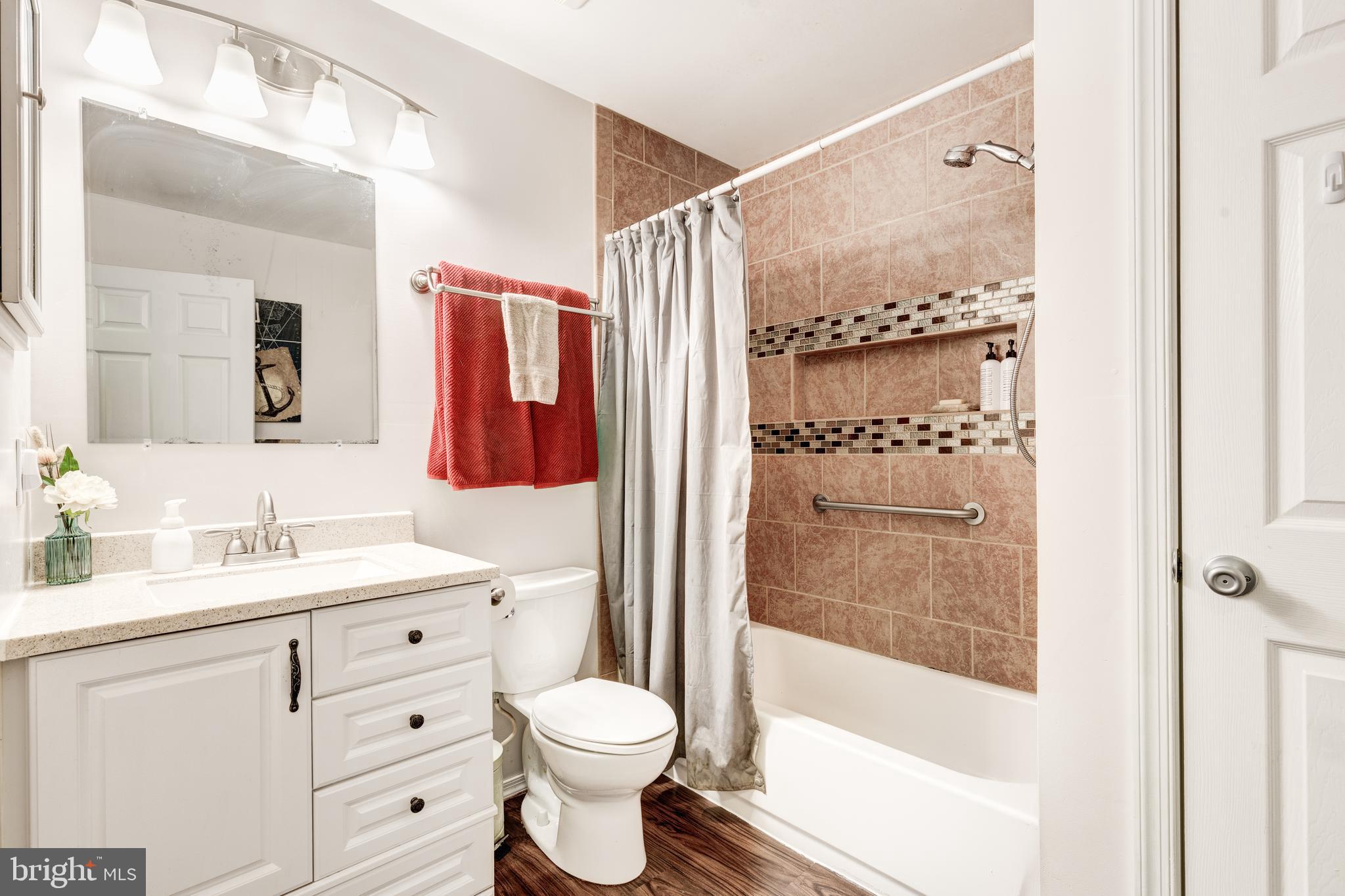 WHITE SANDS - Residential