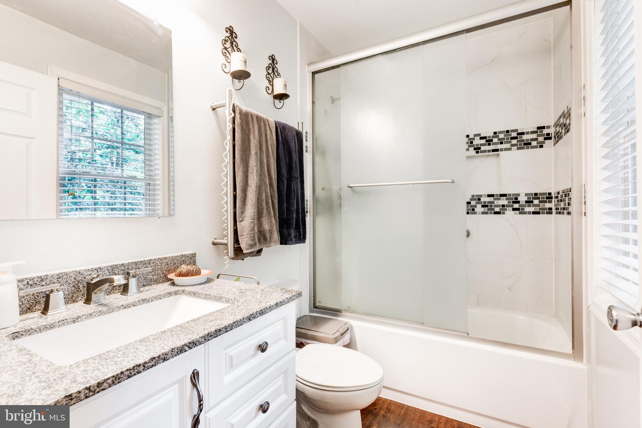 WHITE SANDS - Residential