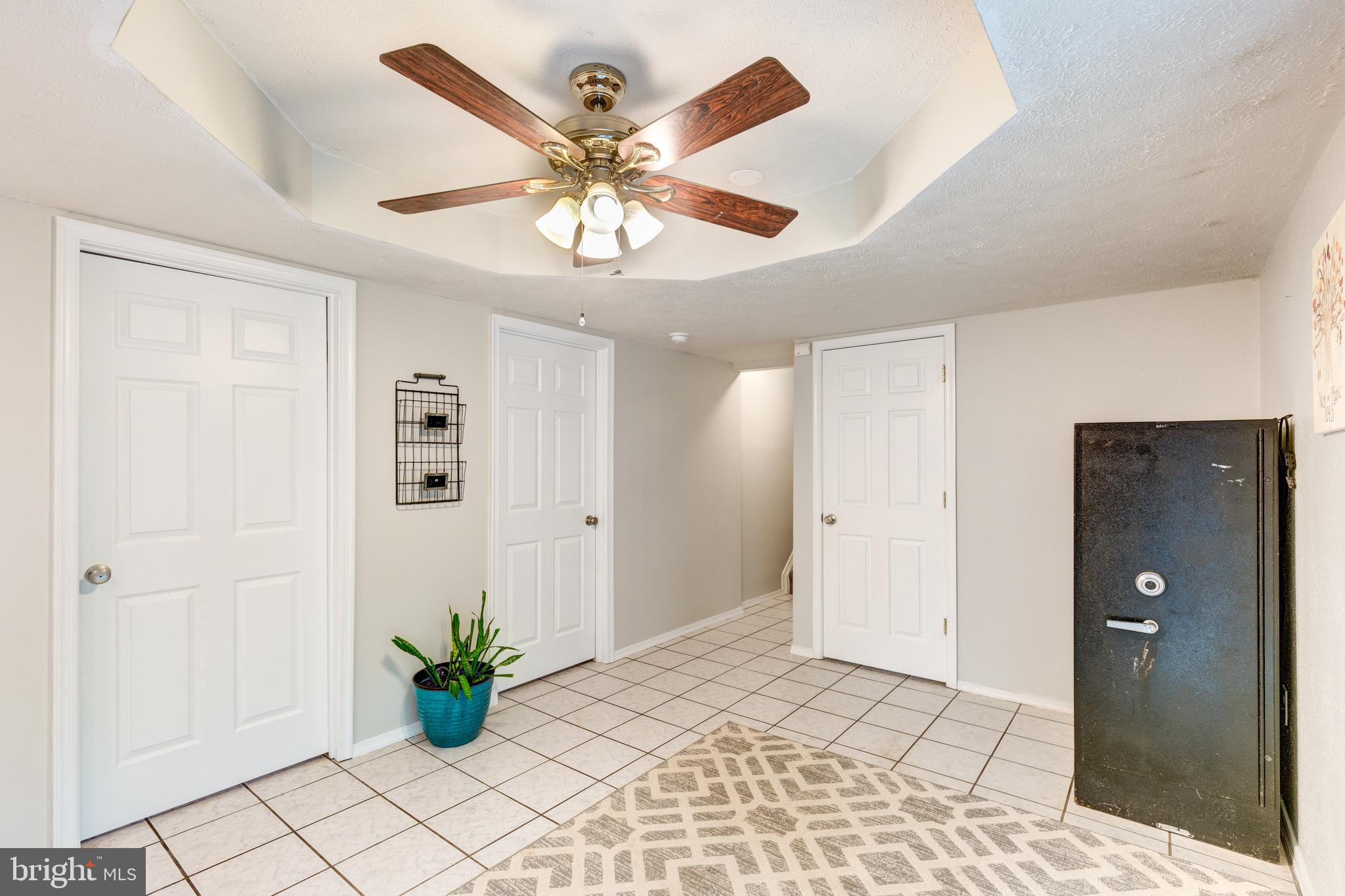 WHITE SANDS - Residential