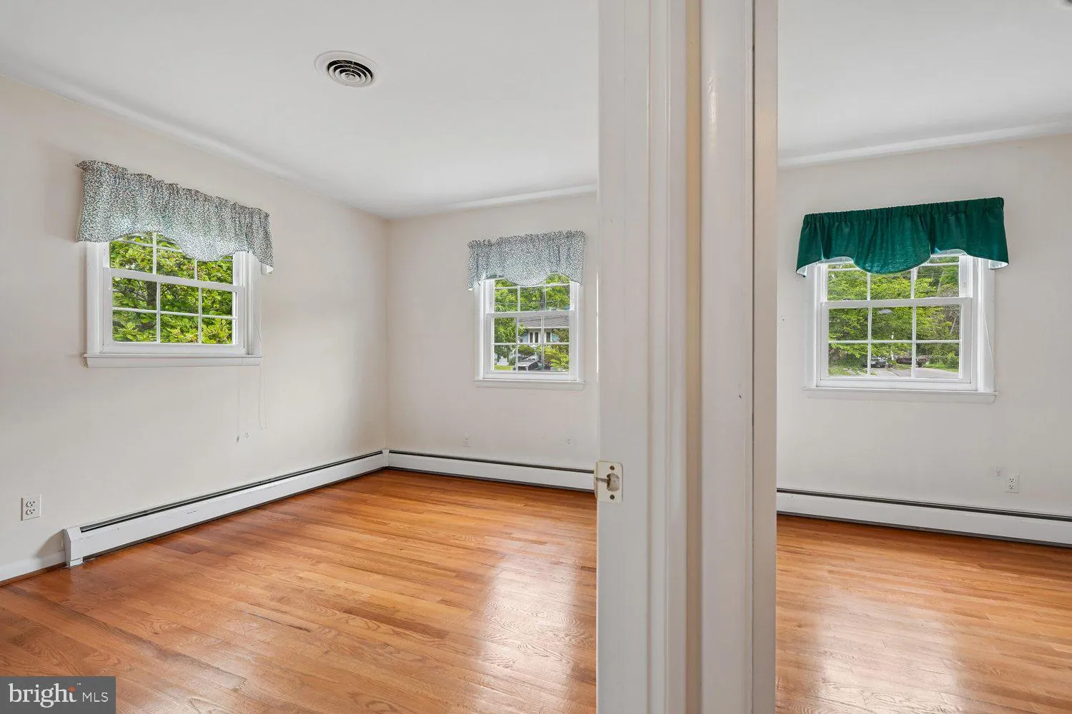Additional image 105 of 205 Tulip Drive, Gaithersburg, MD 20877